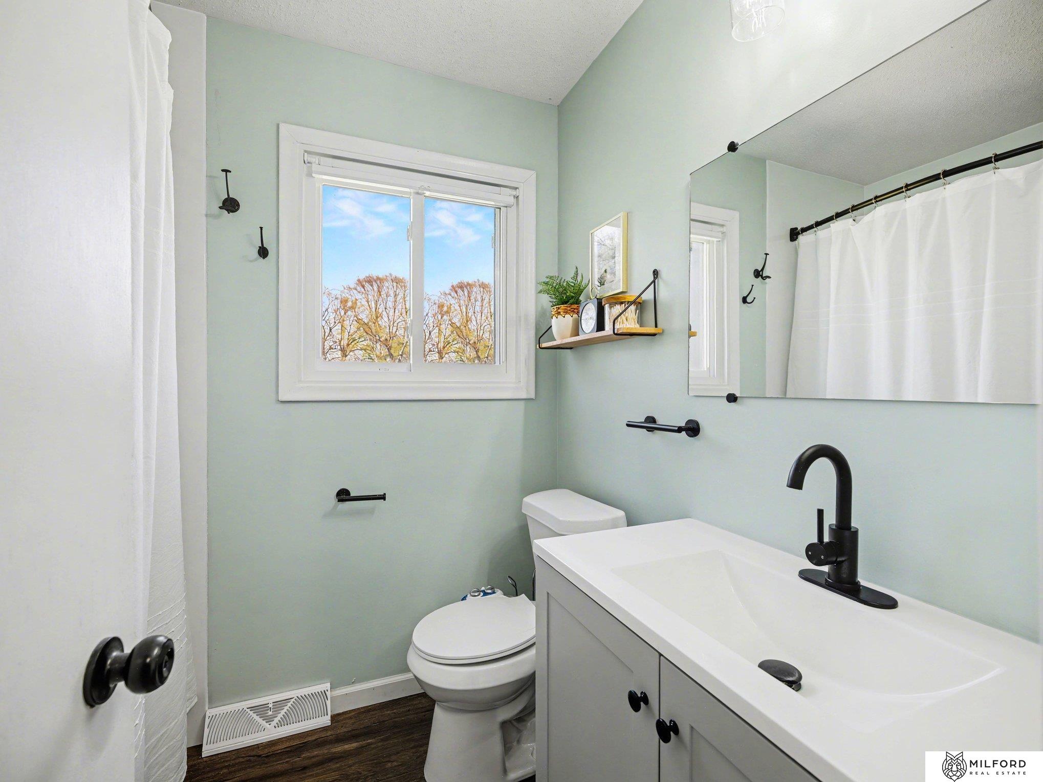 9716 Hartman Avenue, Omaha, NE, 68134