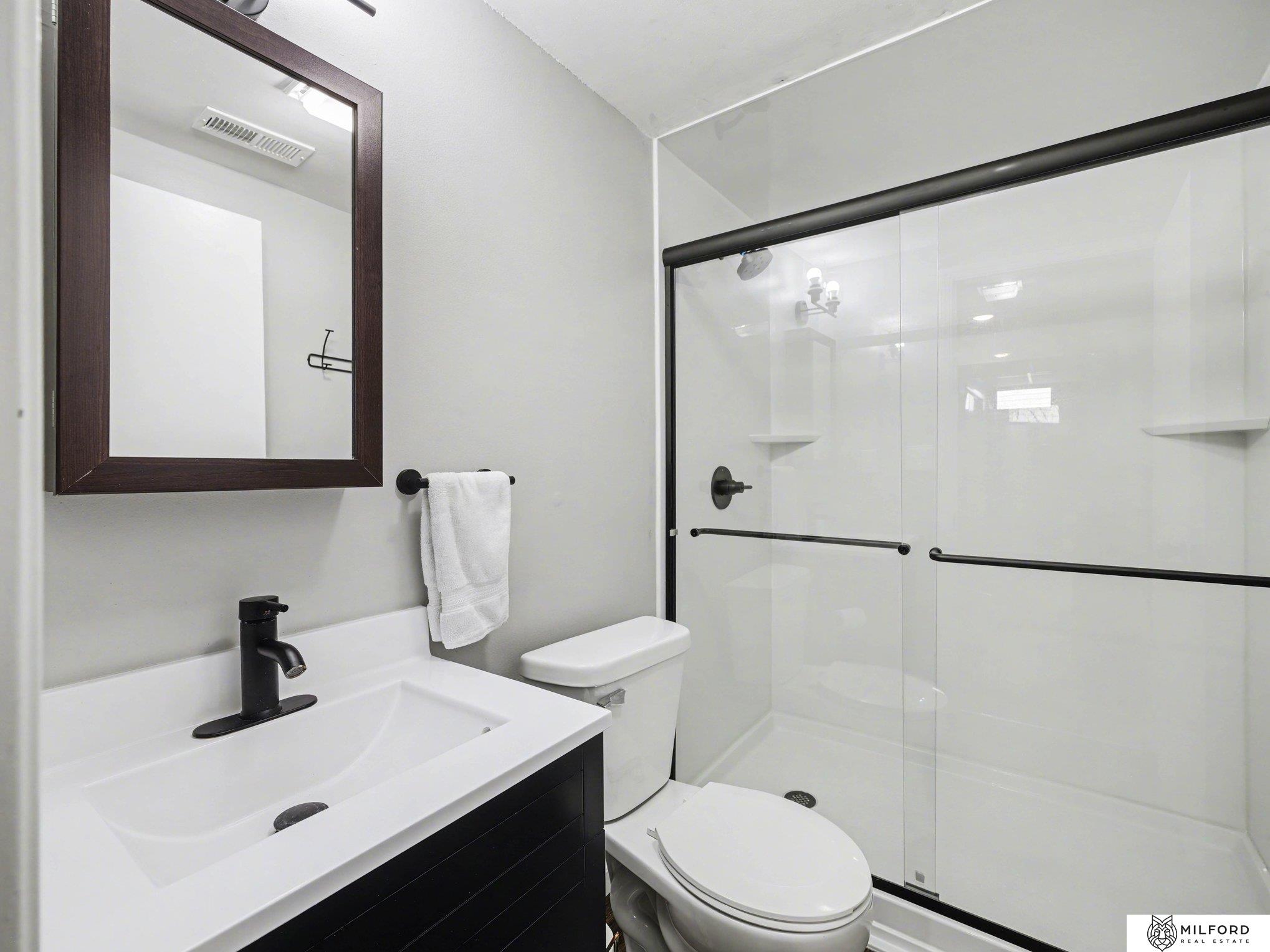 9716 Hartman Avenue, Omaha, NE, 68134