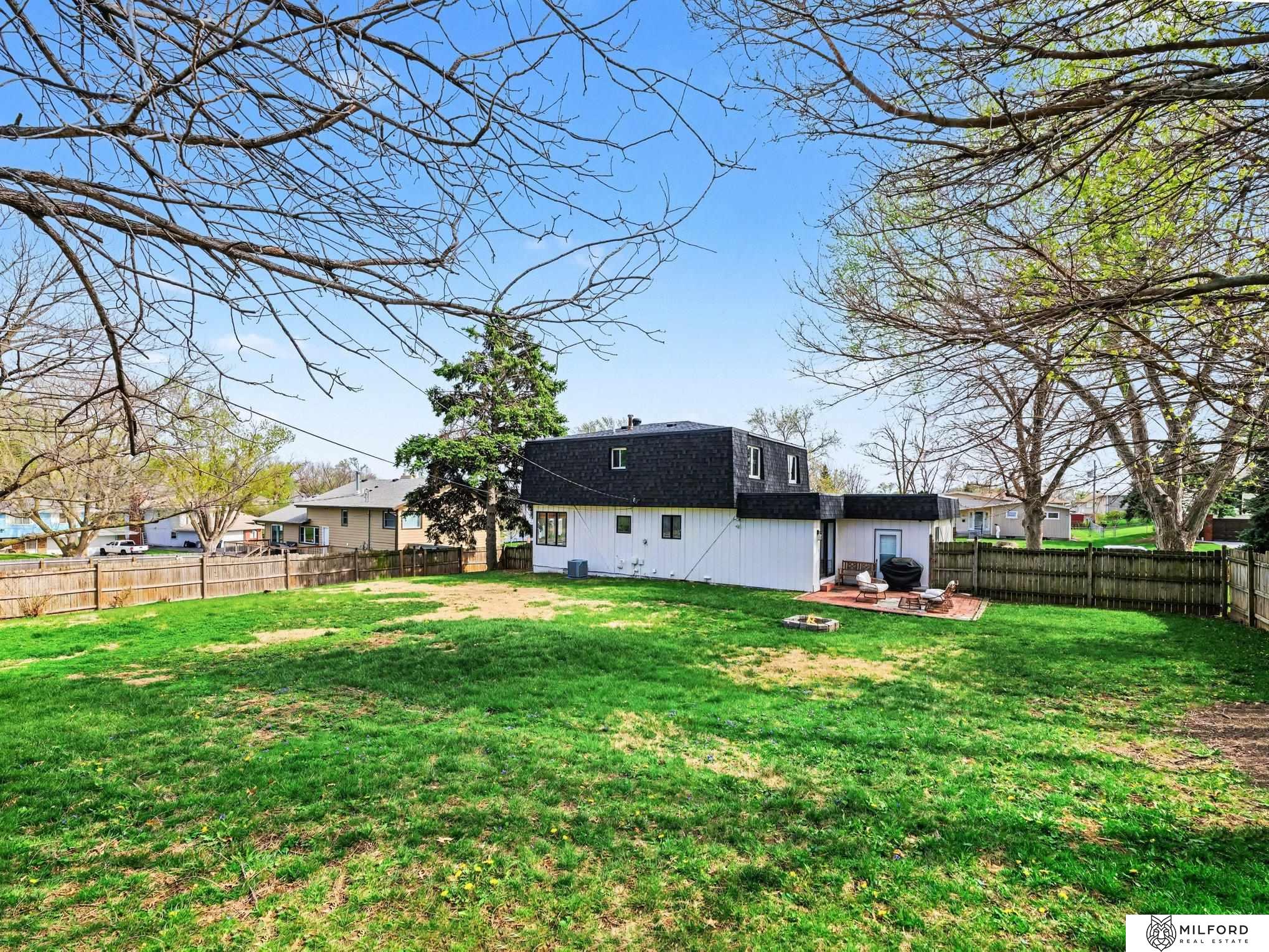 9716 Hartman Avenue, Omaha, NE, 68134