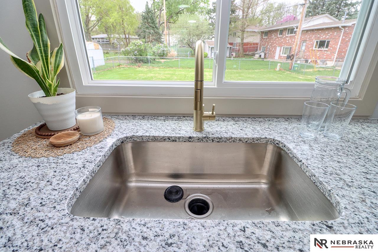 8107 Beechwood Drive, Lincoln, NE, 68510