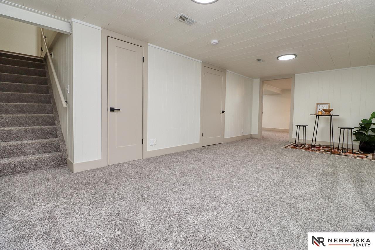 8107 Beechwood Drive, Lincoln, NE, 68510