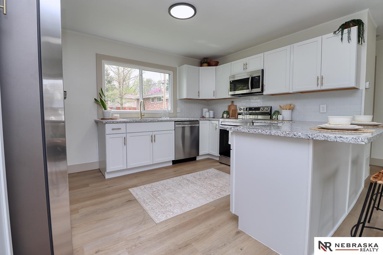 8107 Beechwood Drive, Lincoln, NE, 68510