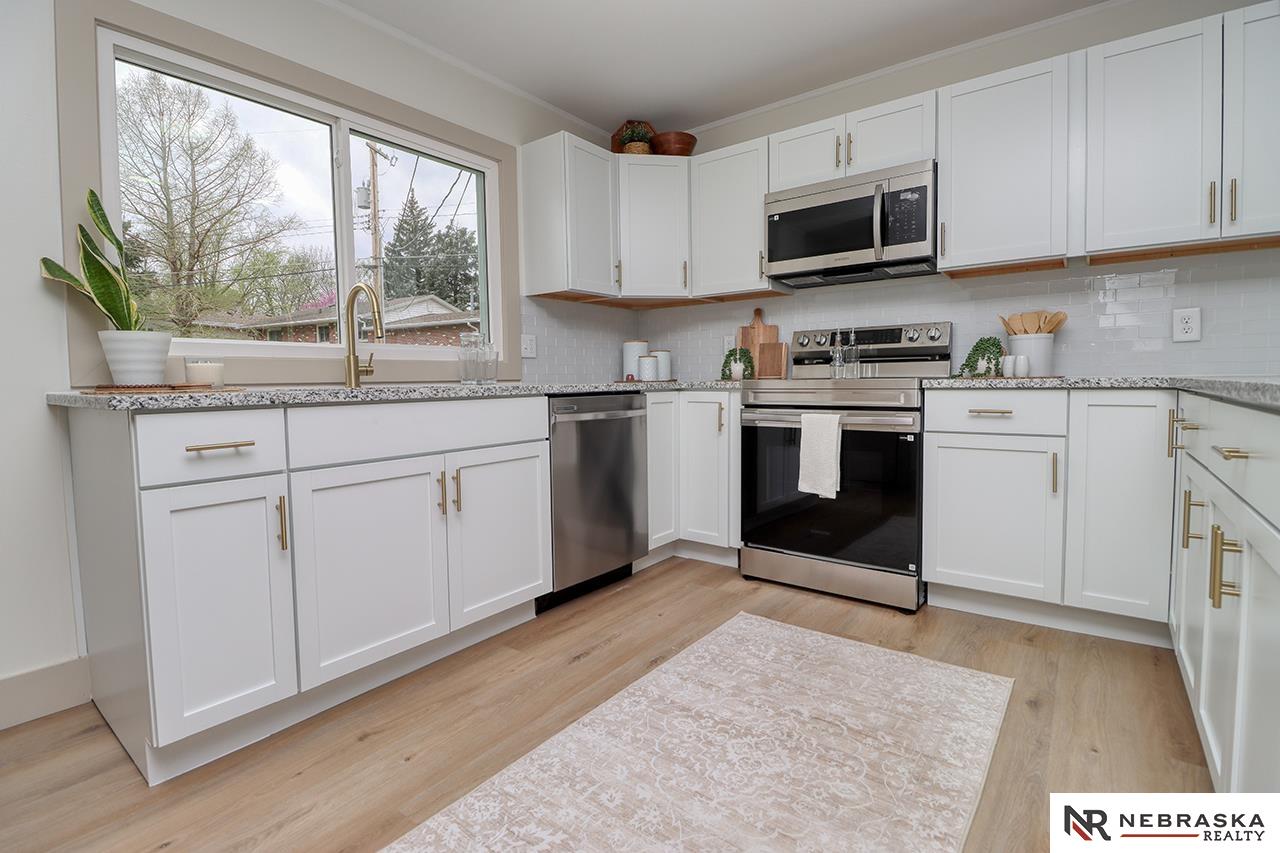 8107 Beechwood Drive, Lincoln, NE, 68510