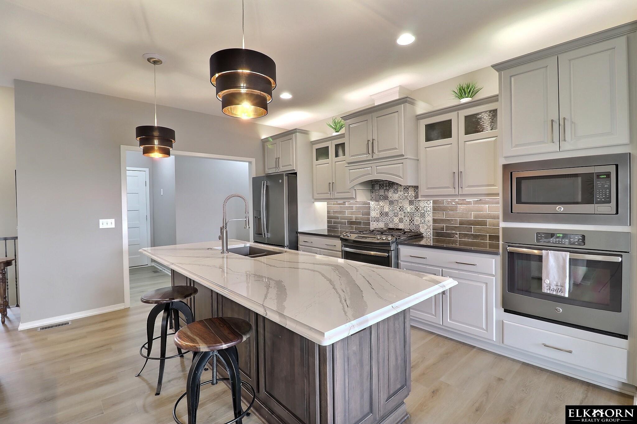 1405 S 208th Street, Elkhorn, NE, 68022