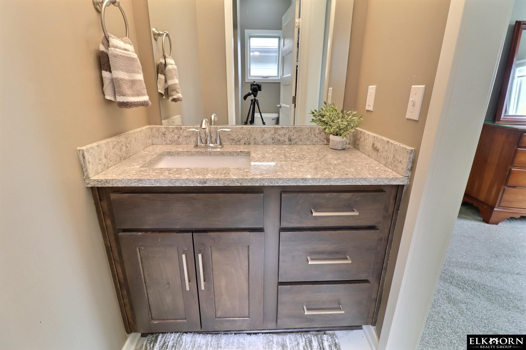 1405 S 208th Street, Elkhorn, NE, 68022