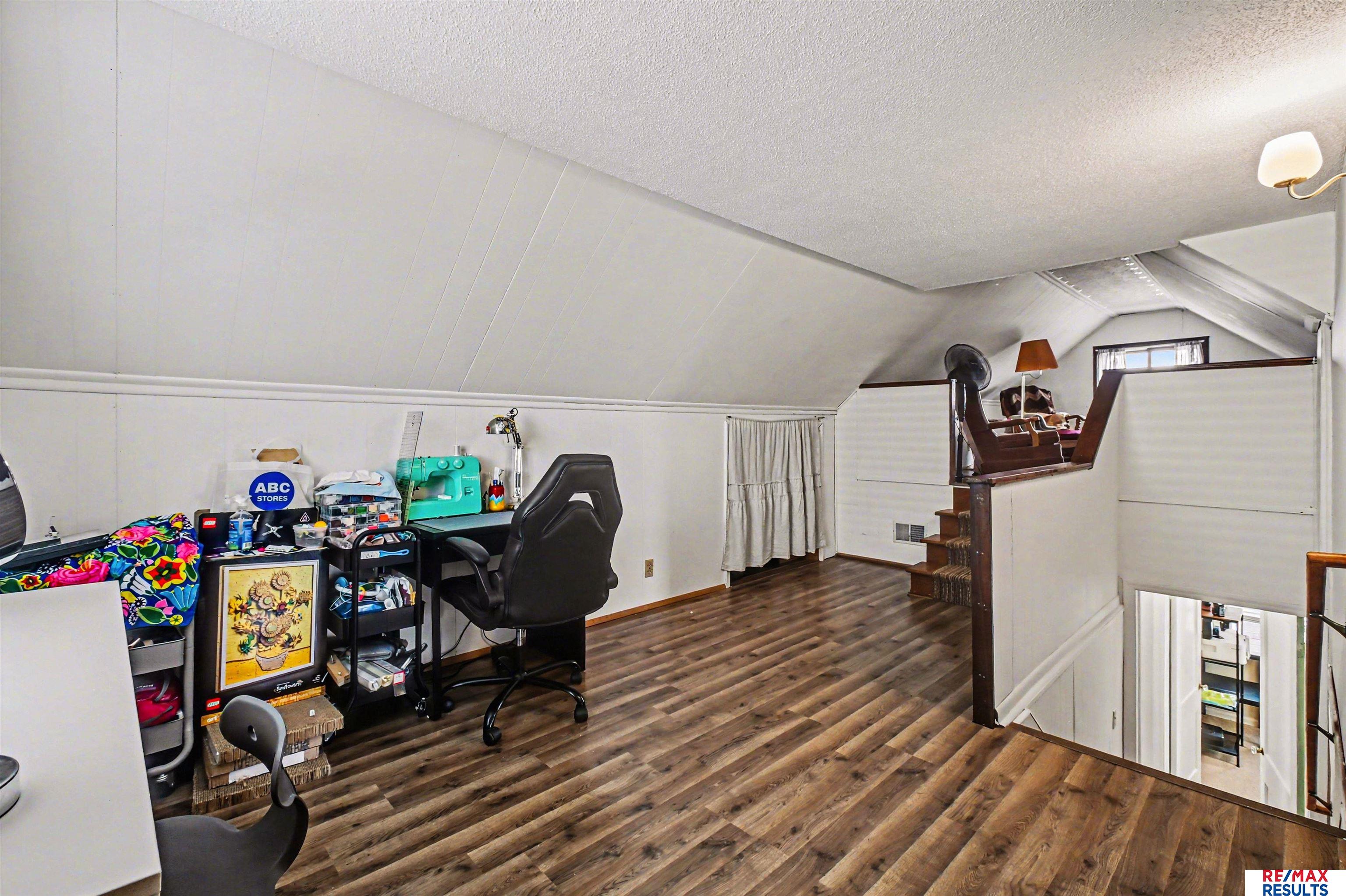 8325 State Street, Ralston, NE, 68127