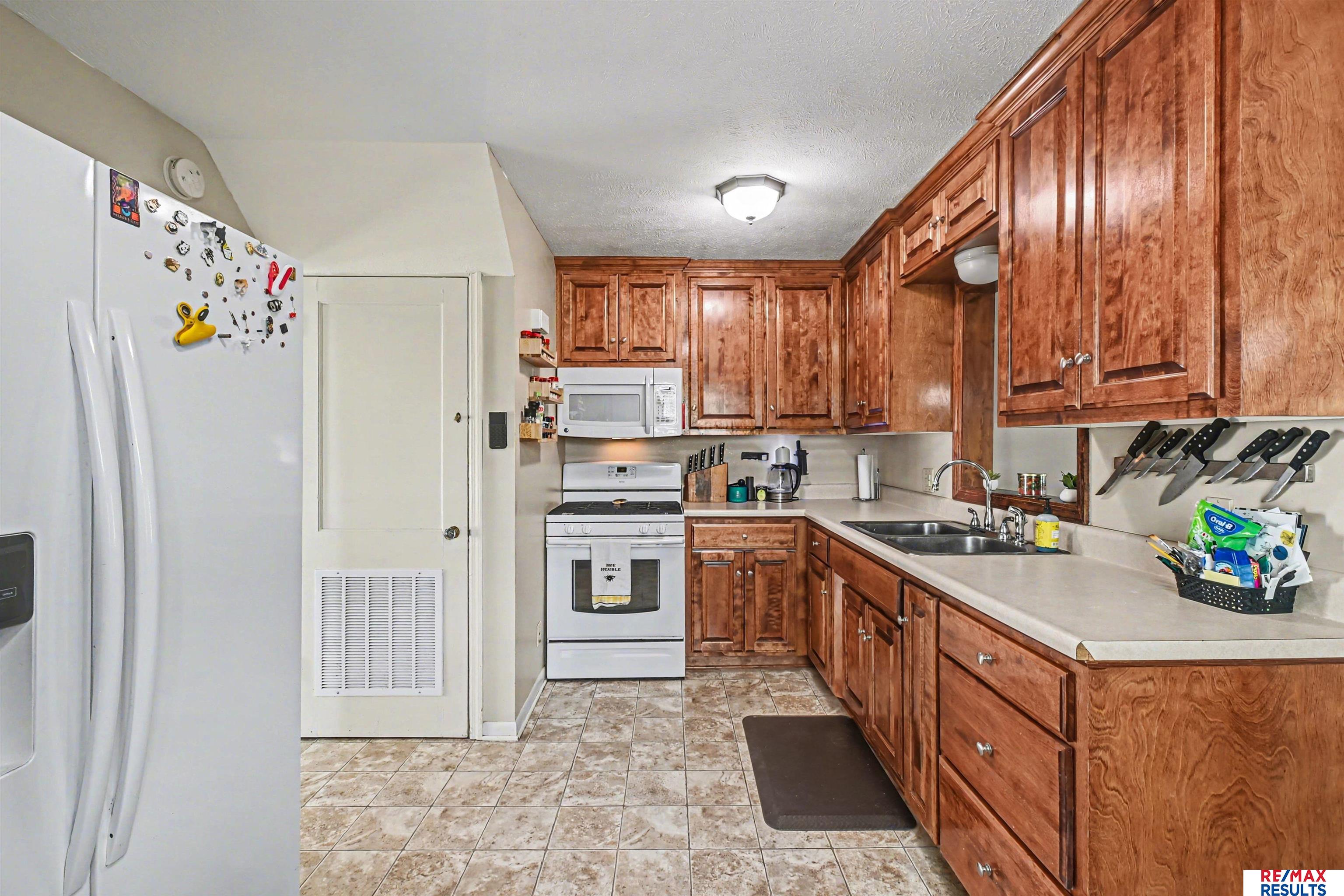 8325 State Street, Ralston, NE, 68127