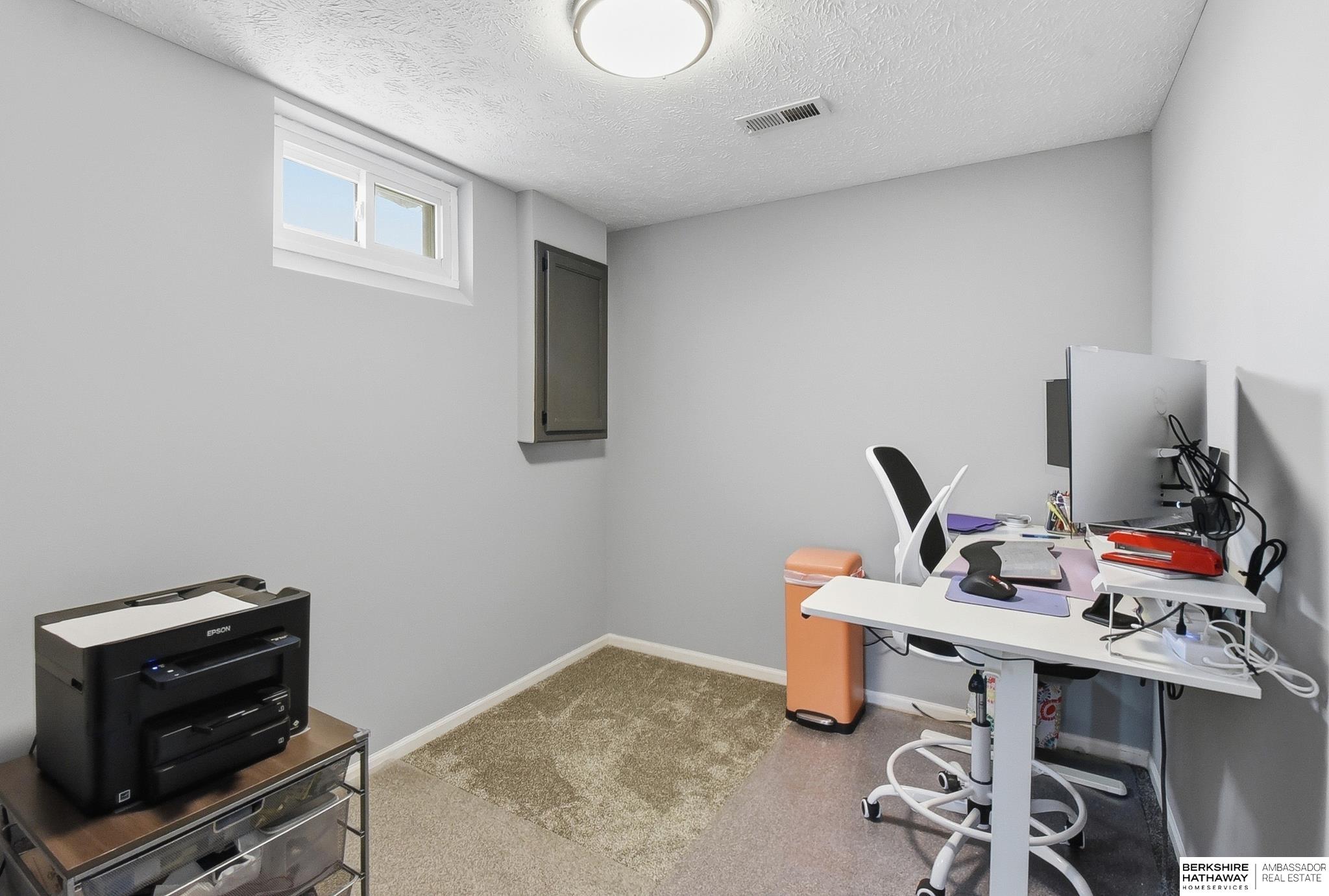 2427 Corn Drive, Papillion, NE, 68046