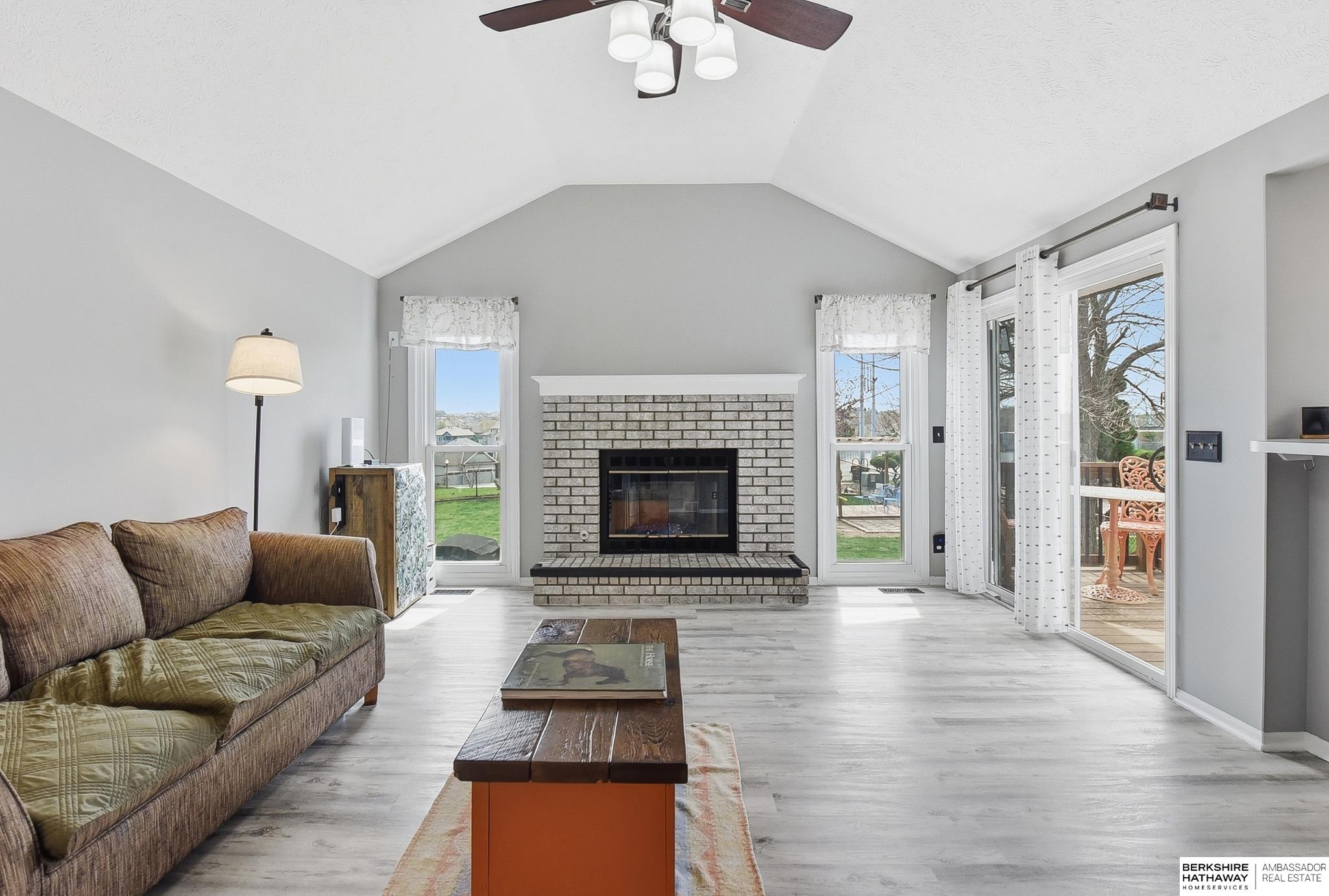 2427 Corn Drive, Papillion, NE, 68046