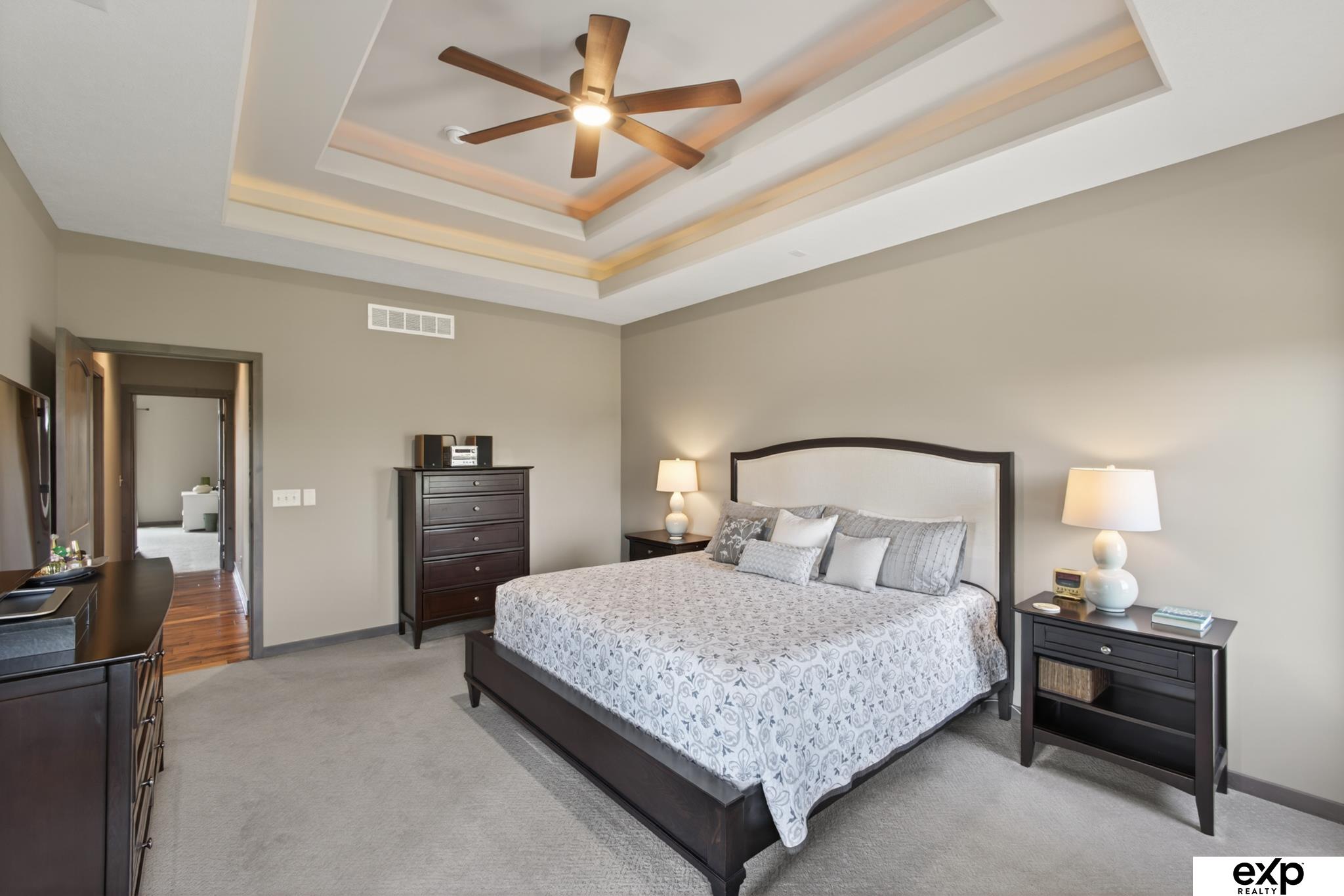 17508 Ridgemont Street, Omaha, NE, 68136