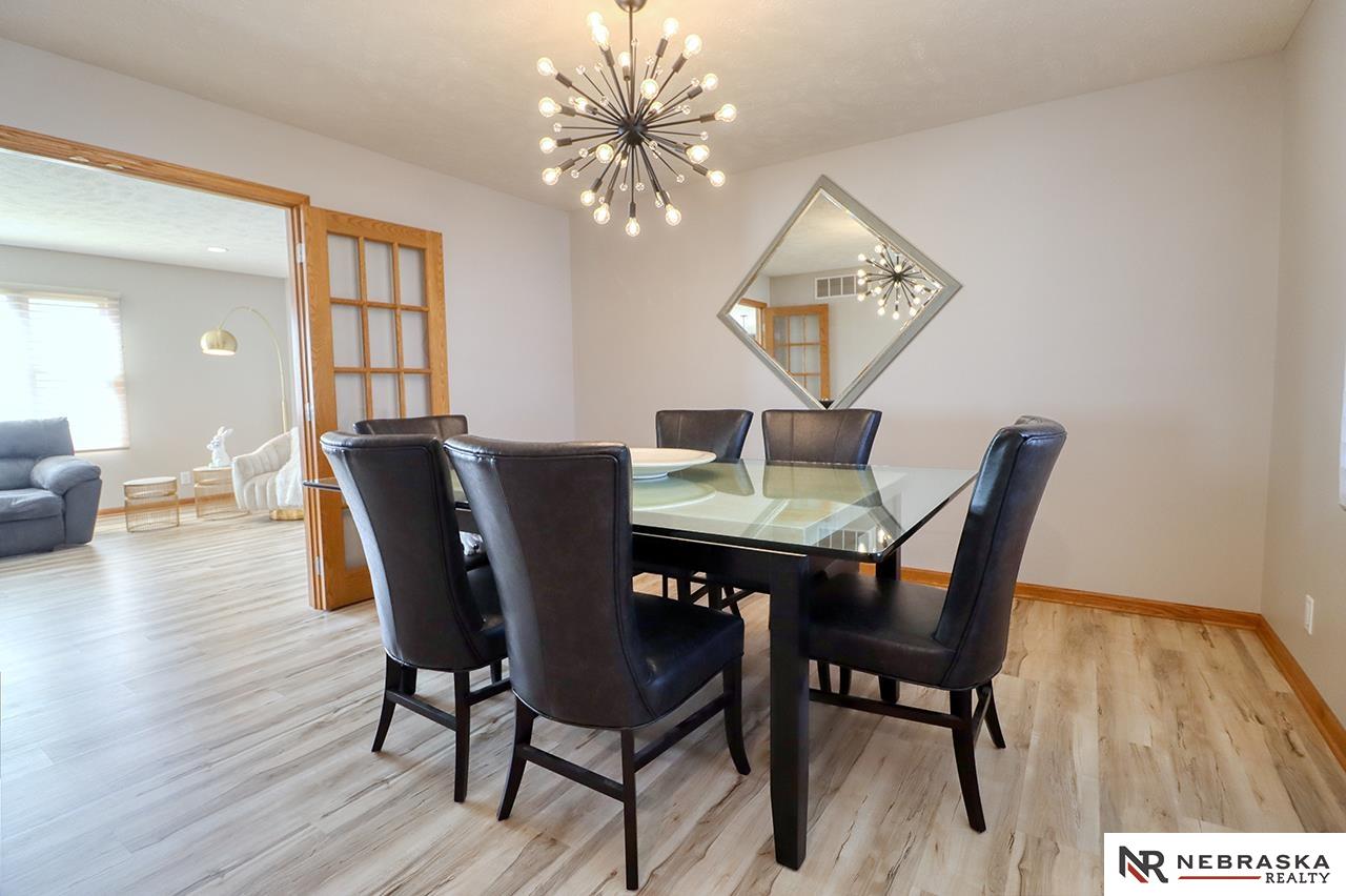 6151 Glass Ridge Drive, Lincoln, NE, 68526