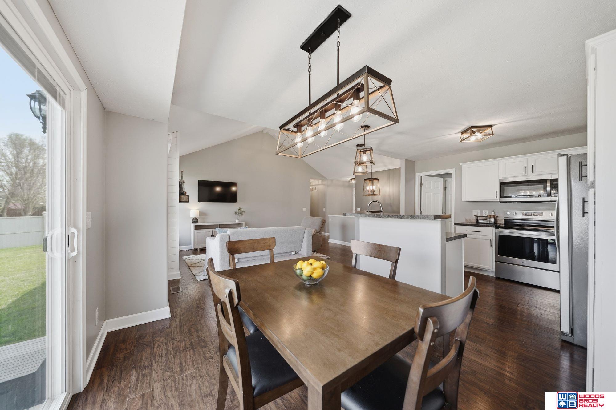 8230 57th Street, Lincoln, NE, 68516