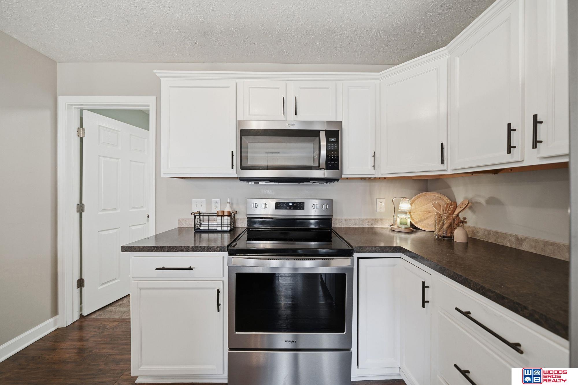 8230 57th Street, Lincoln, NE, 68516