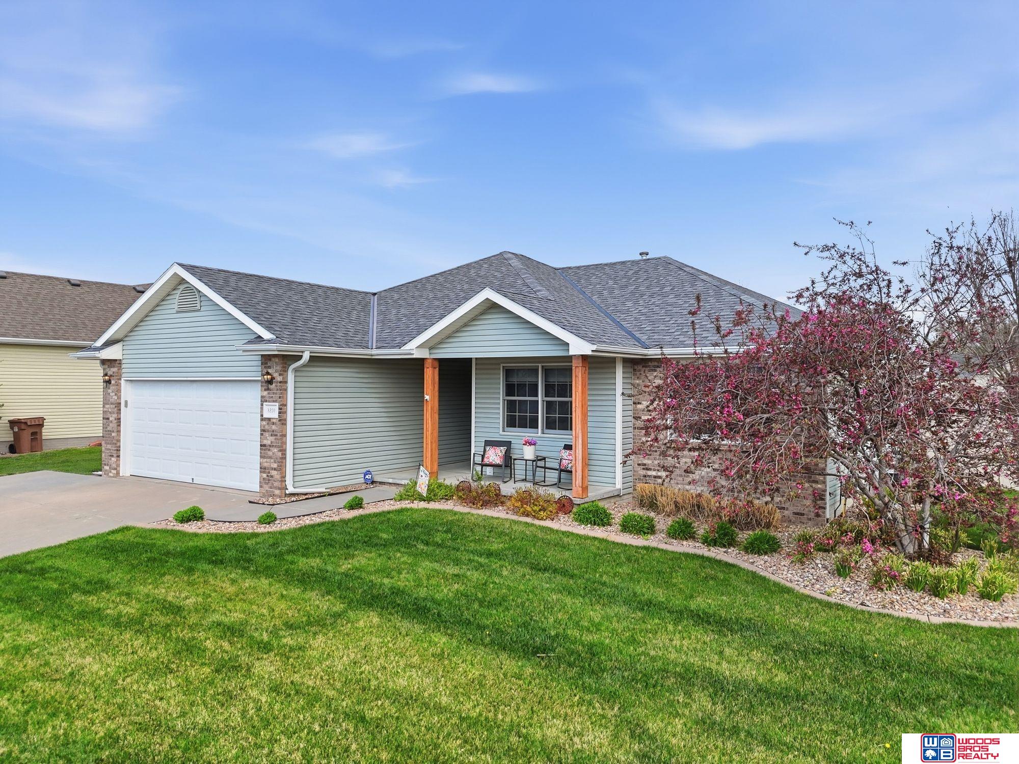 8230 57th Street, Lincoln, NE, 68516