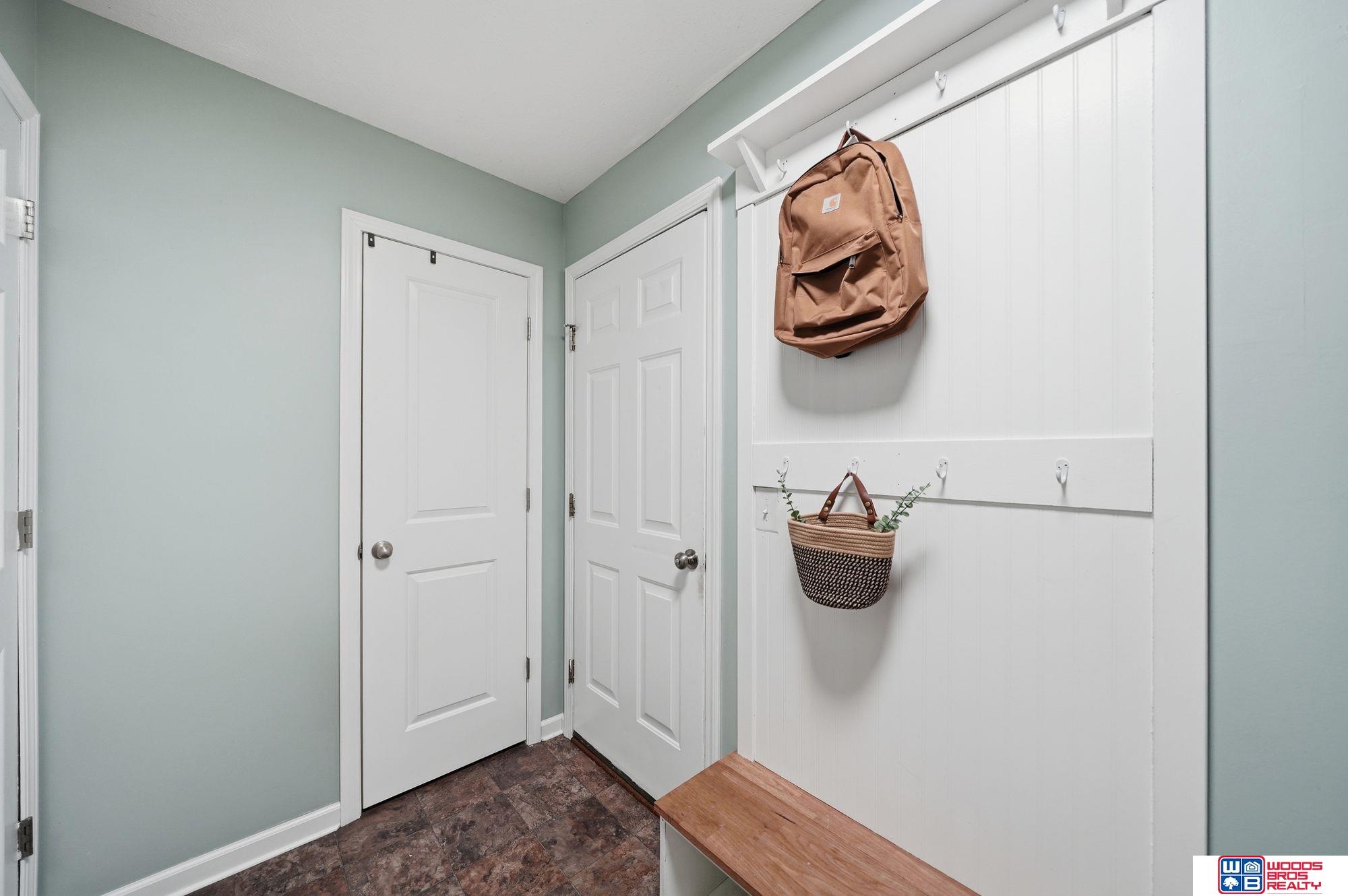 8230 57th Street, Lincoln, NE, 68516