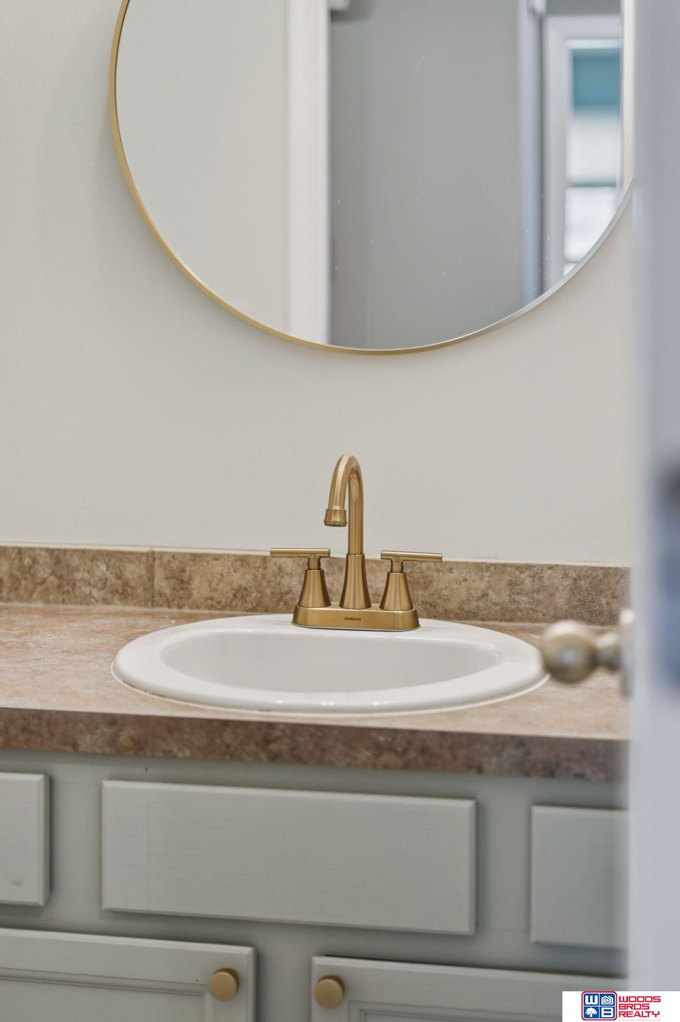 8230 57th Street, Lincoln, NE, 68516