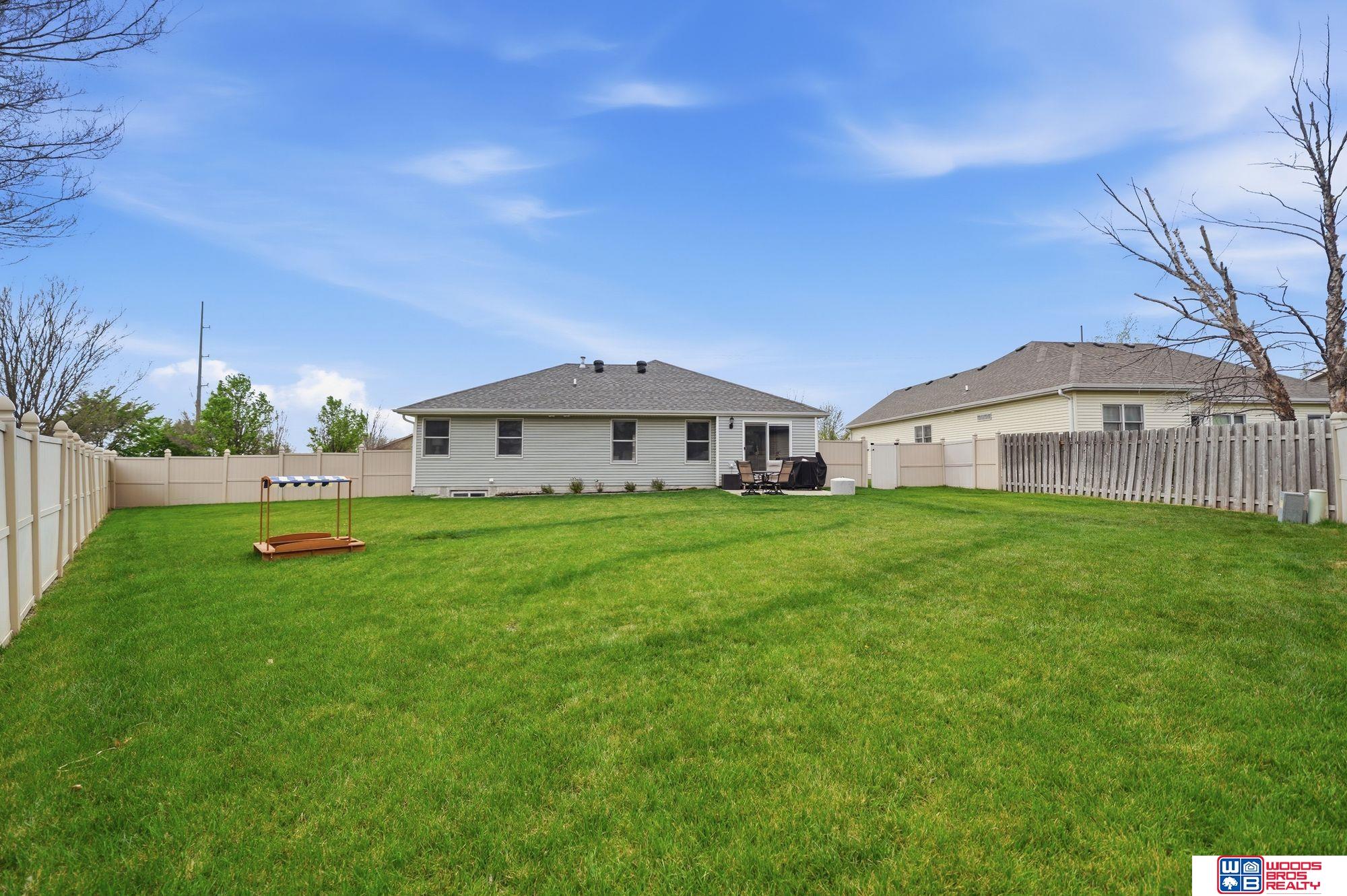 8230 57th Street, Lincoln, NE, 68516