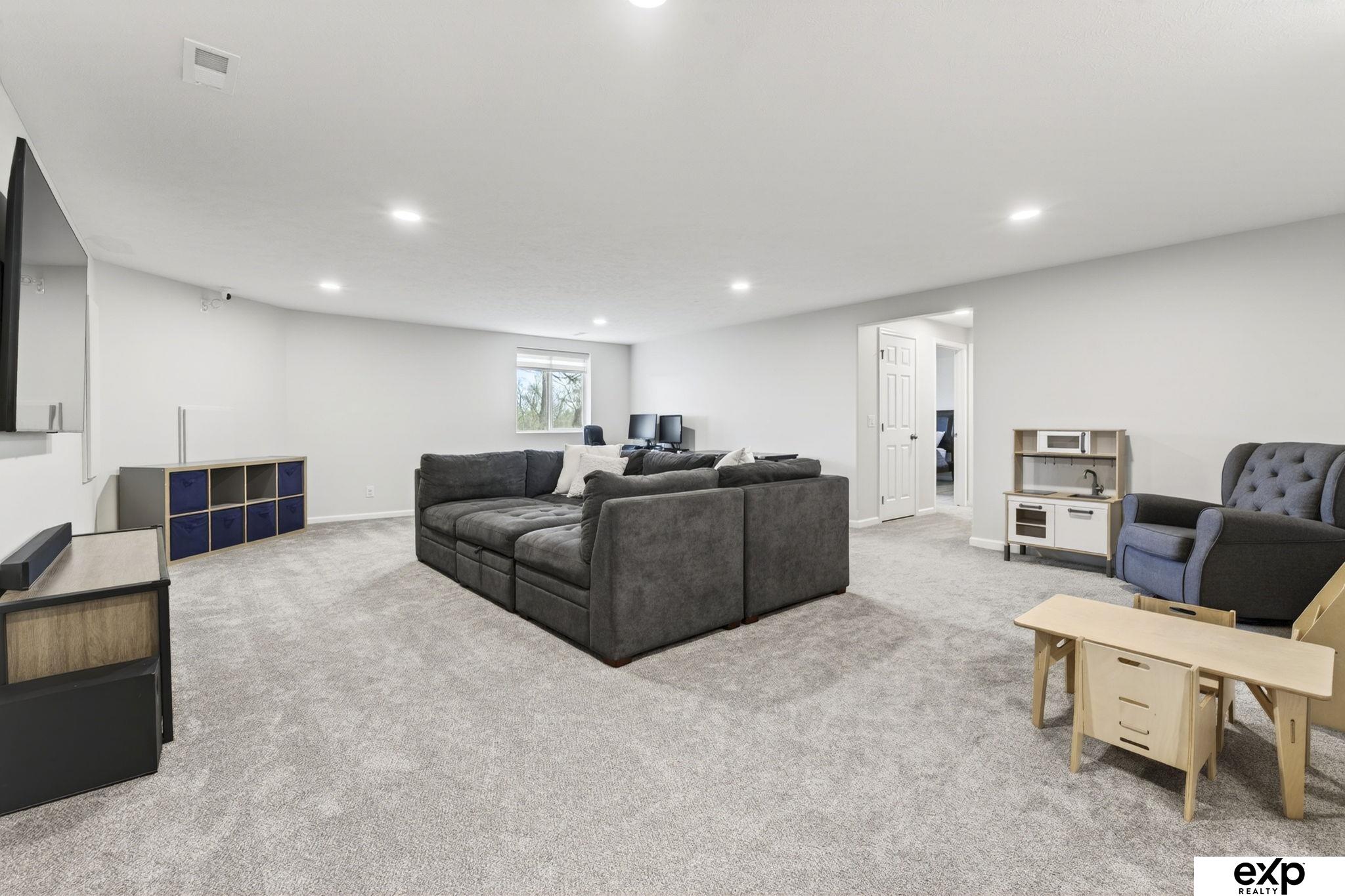 20882 Camelback Avenue, Gretna, NE, 68028