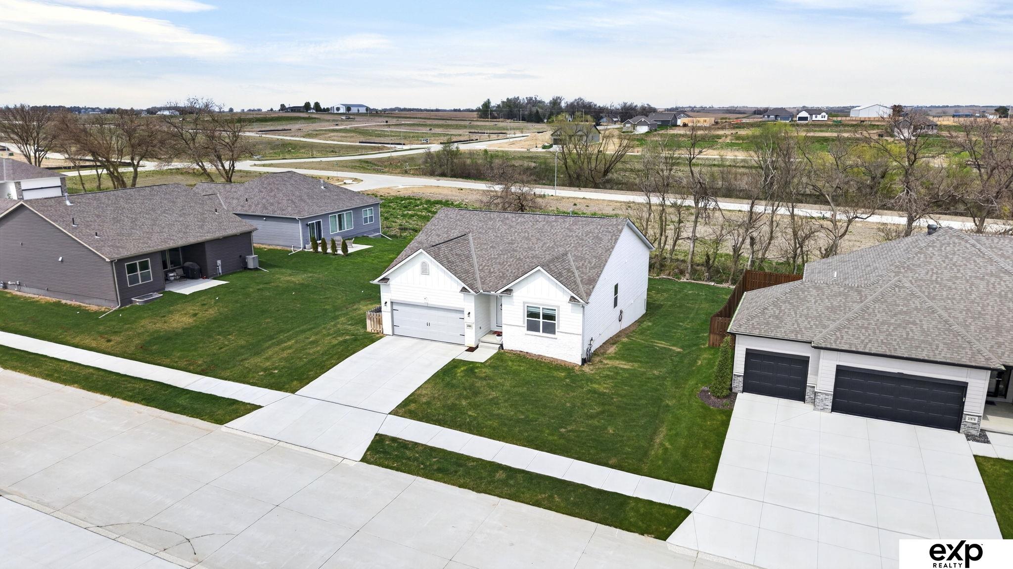 20882 Camelback Avenue, Gretna, NE, 68028