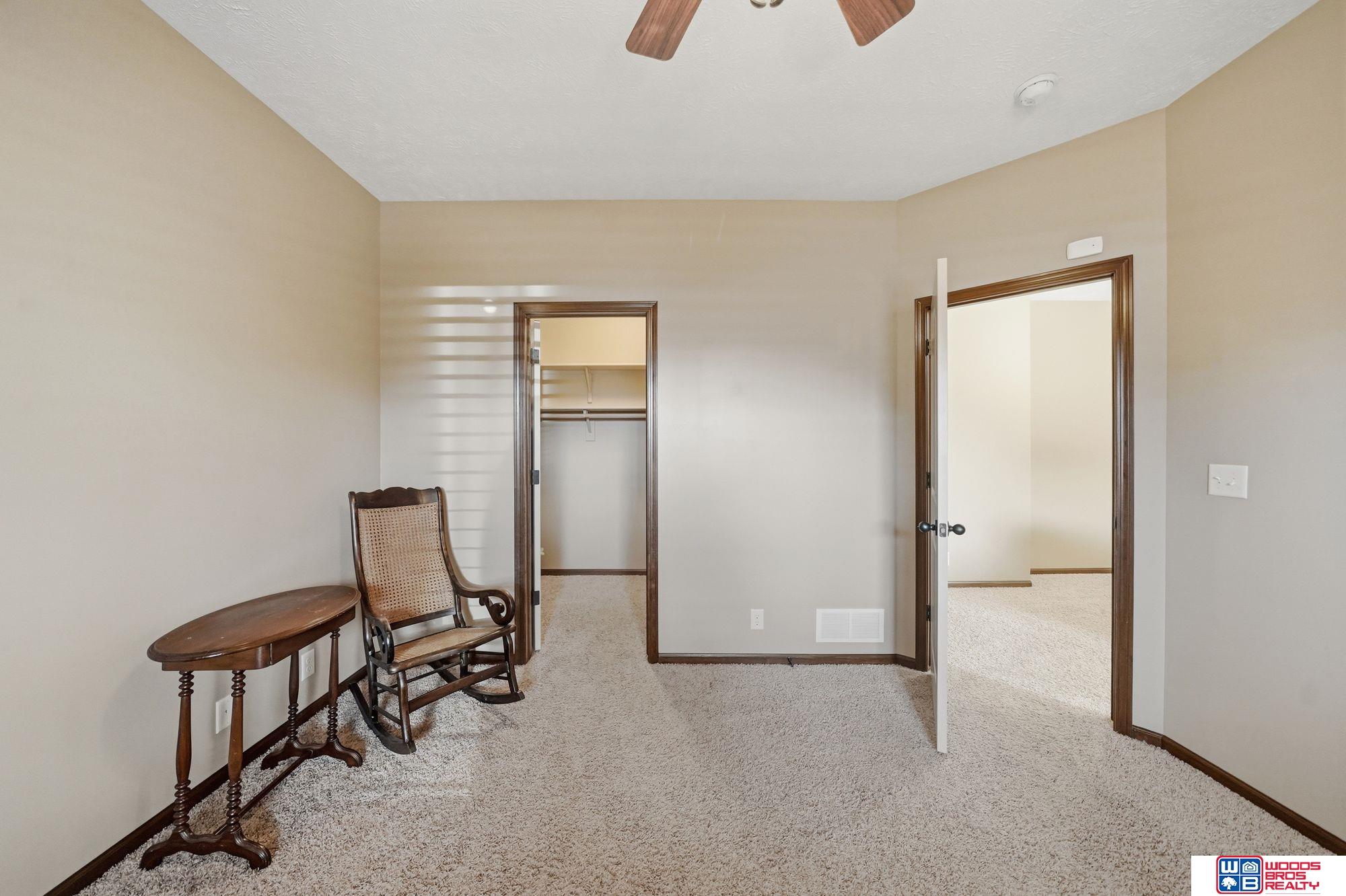 2737 Shadowbrook Drive, Lincoln, NE, 68516