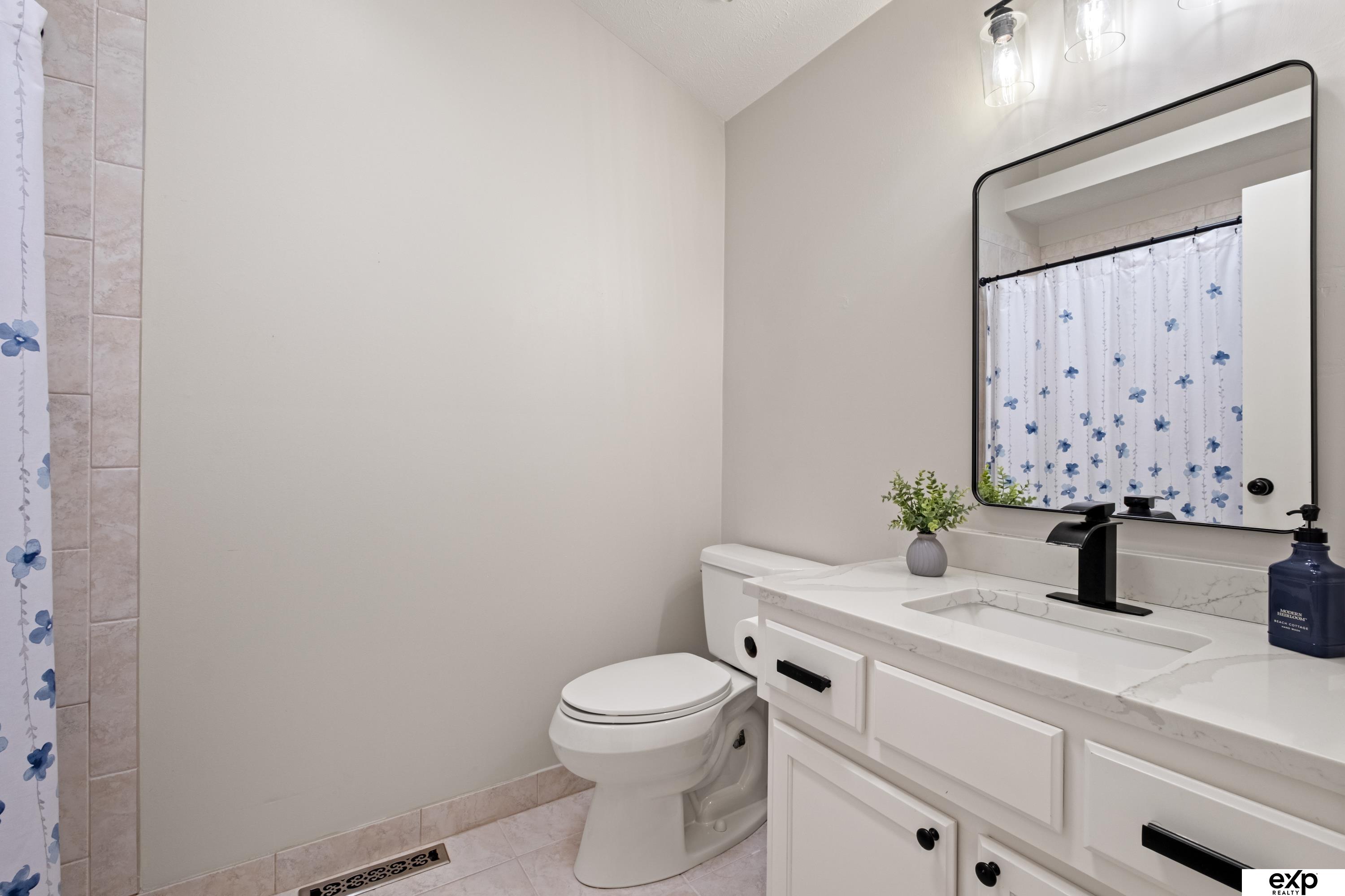 1315 S 169th Avenue, Omaha, NE, 68130