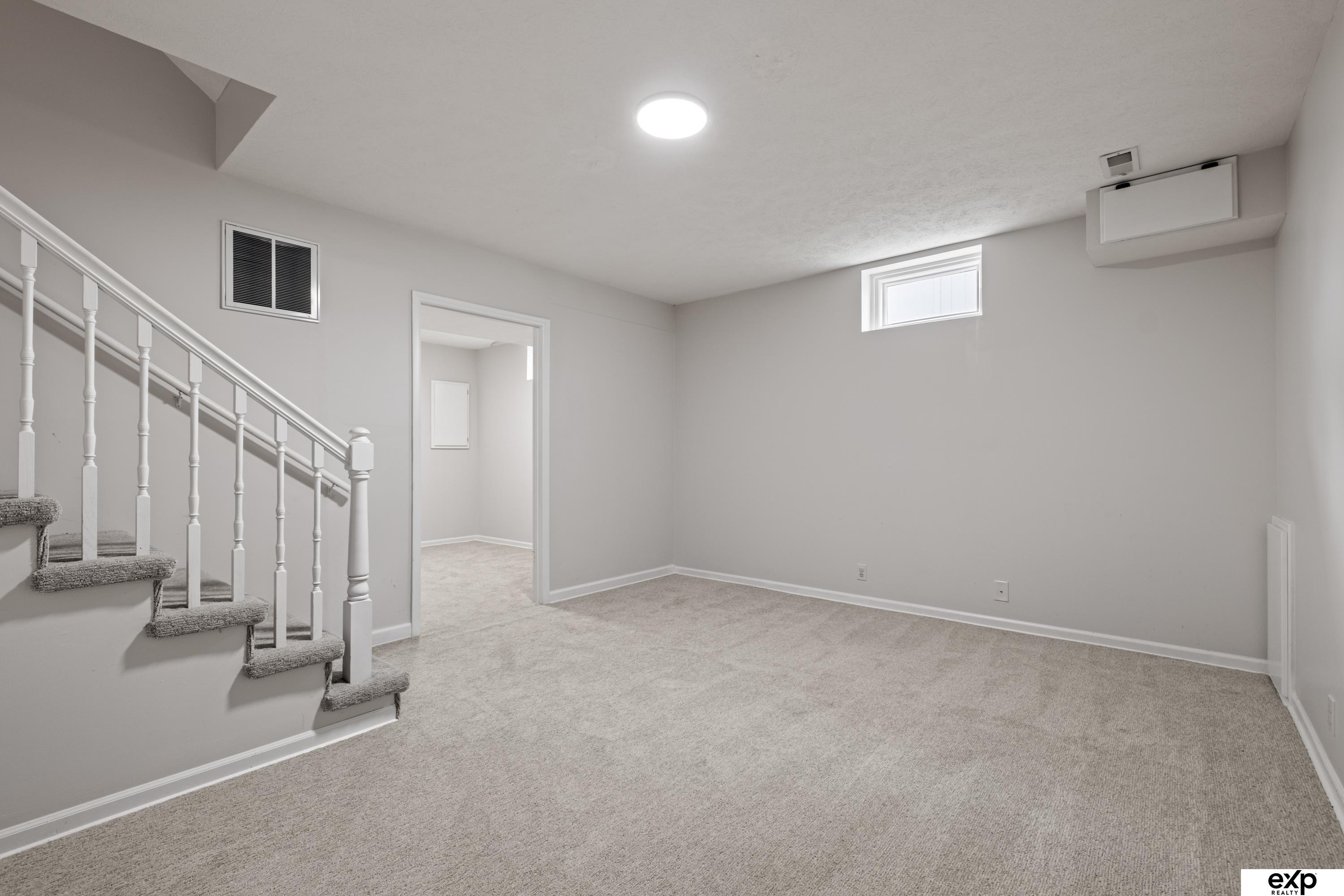 1315 S 169th Avenue, Omaha, NE, 68130