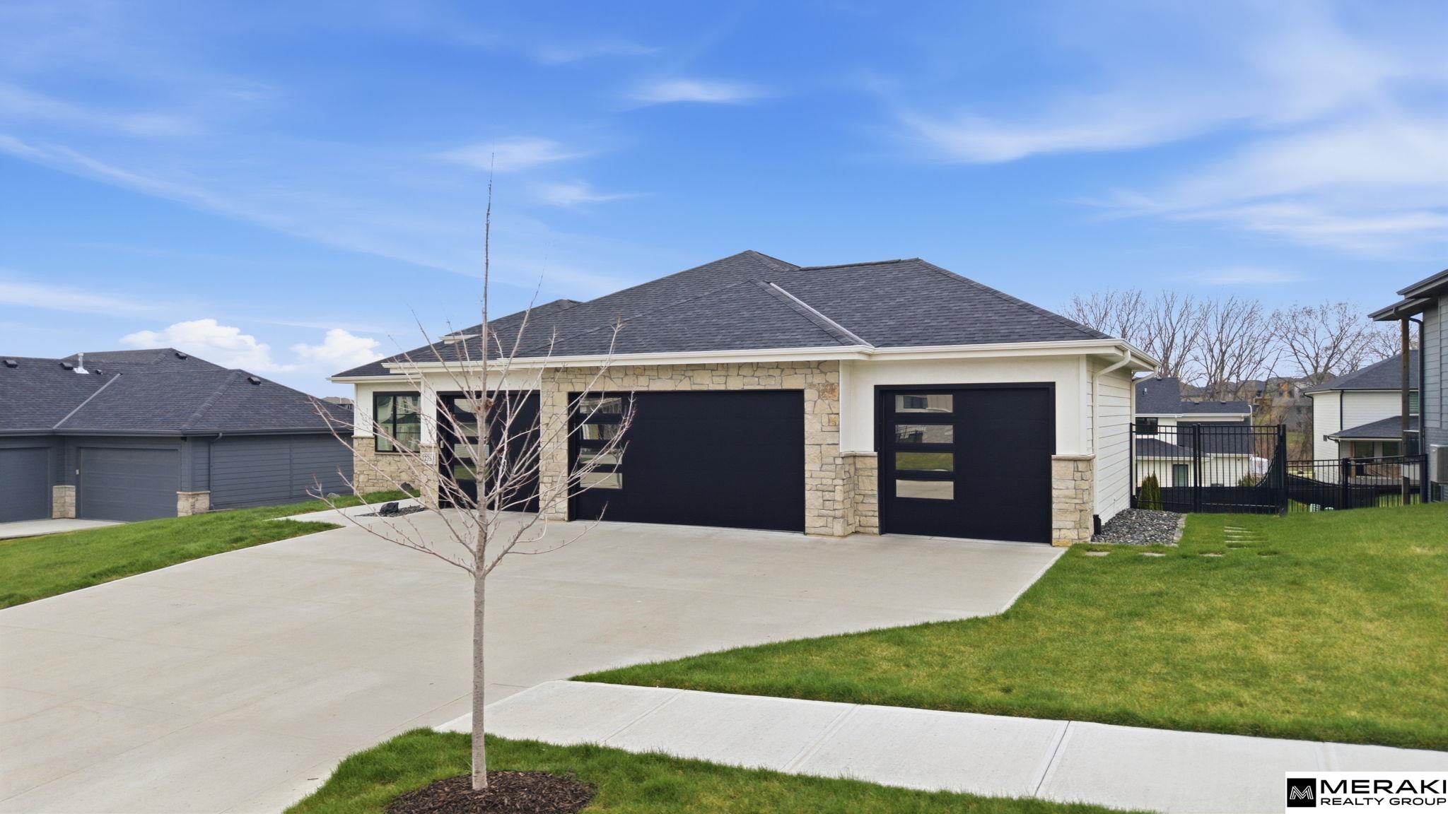 2730 N 182nd Avenue, Elkhorn, NE, 68022