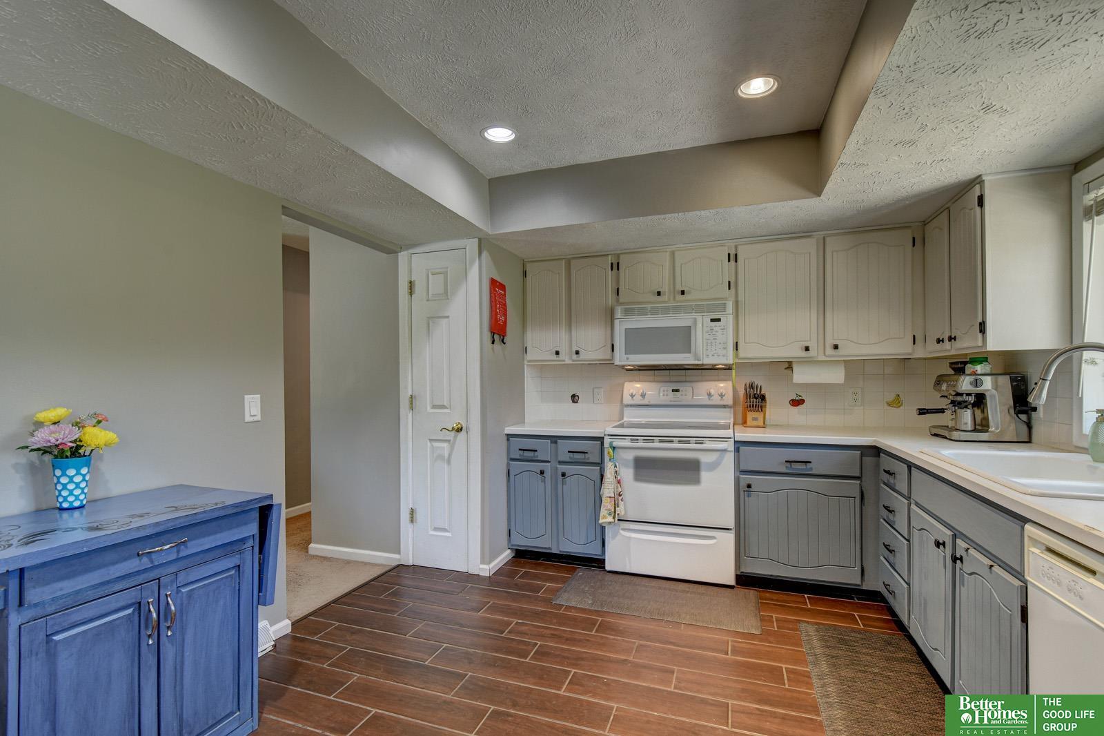 2105 N 129th Street, Omaha, NE, 68164