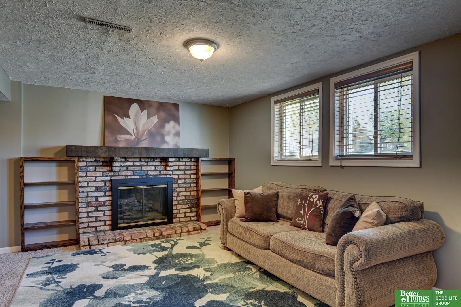 2105 N 129th Street, Omaha, NE, 68164