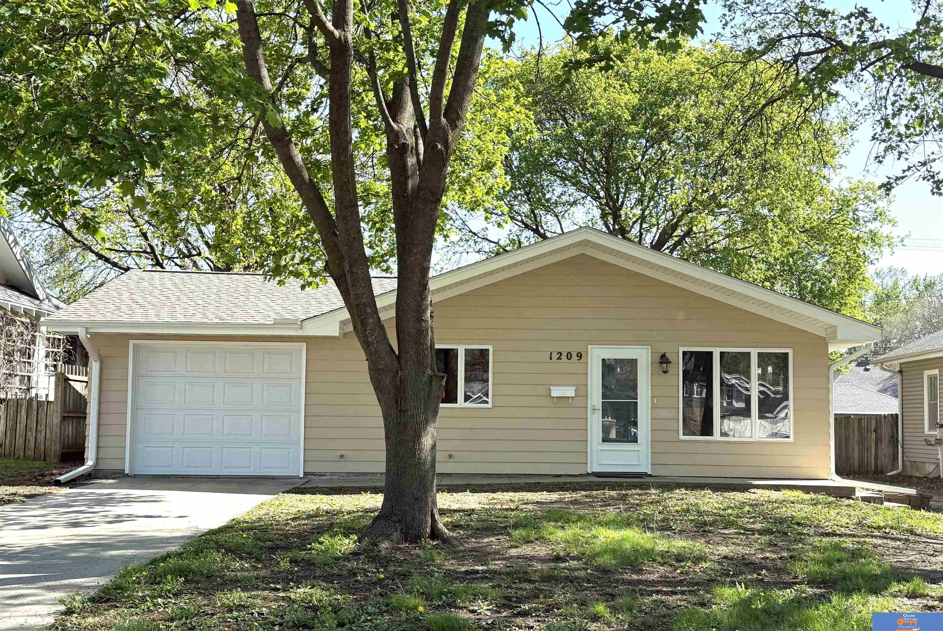 1209 Grant Street, Beatrice, NE, 68310
