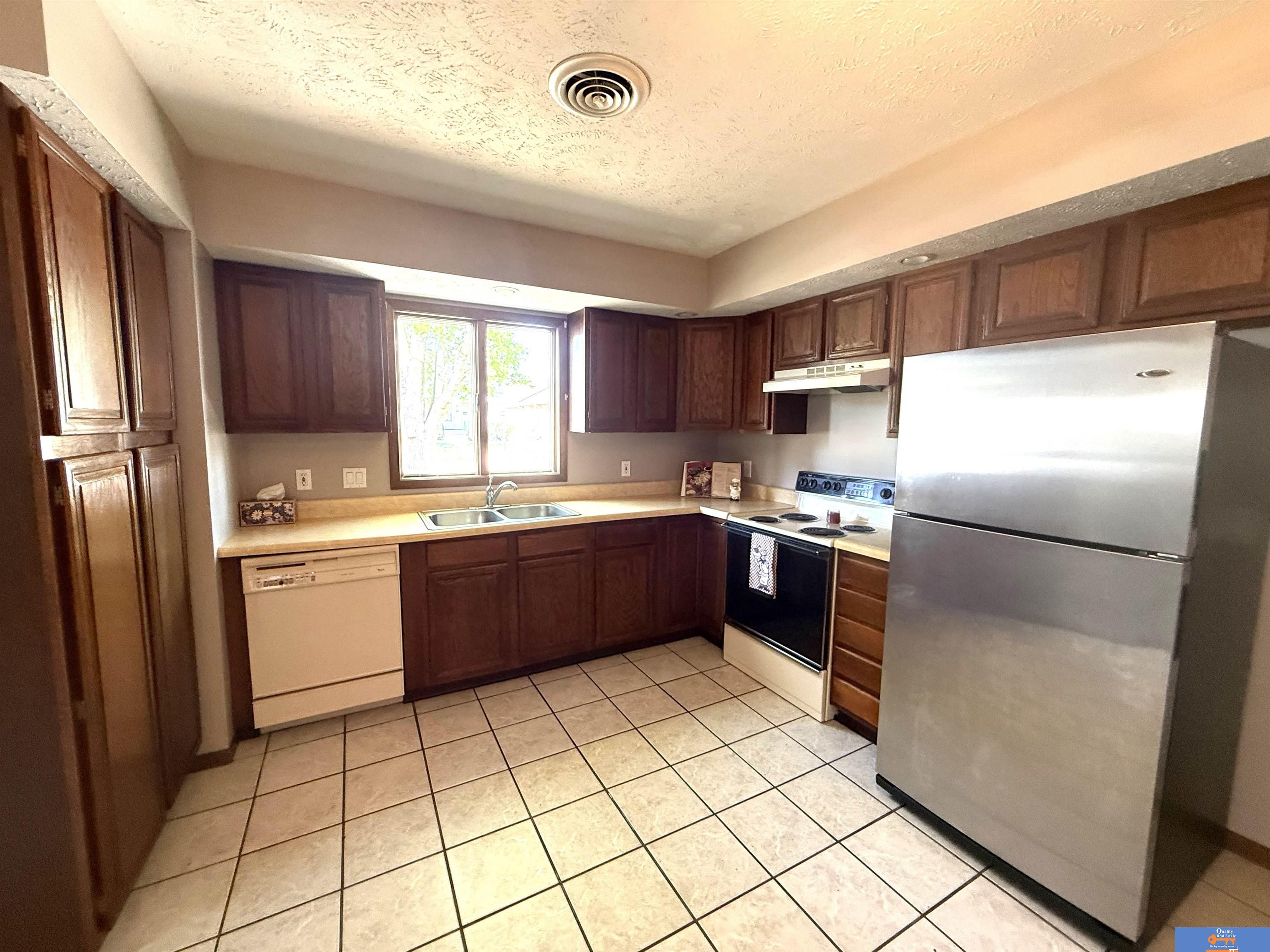 1209 Grant Street, Beatrice, NE, 68310