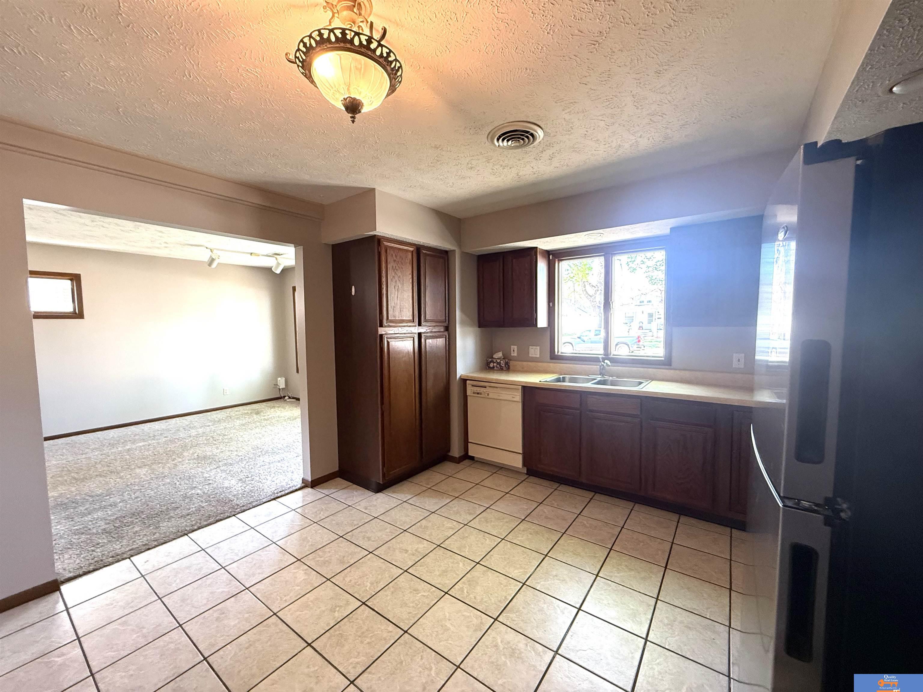 1209 Grant Street, Beatrice, NE, 68310