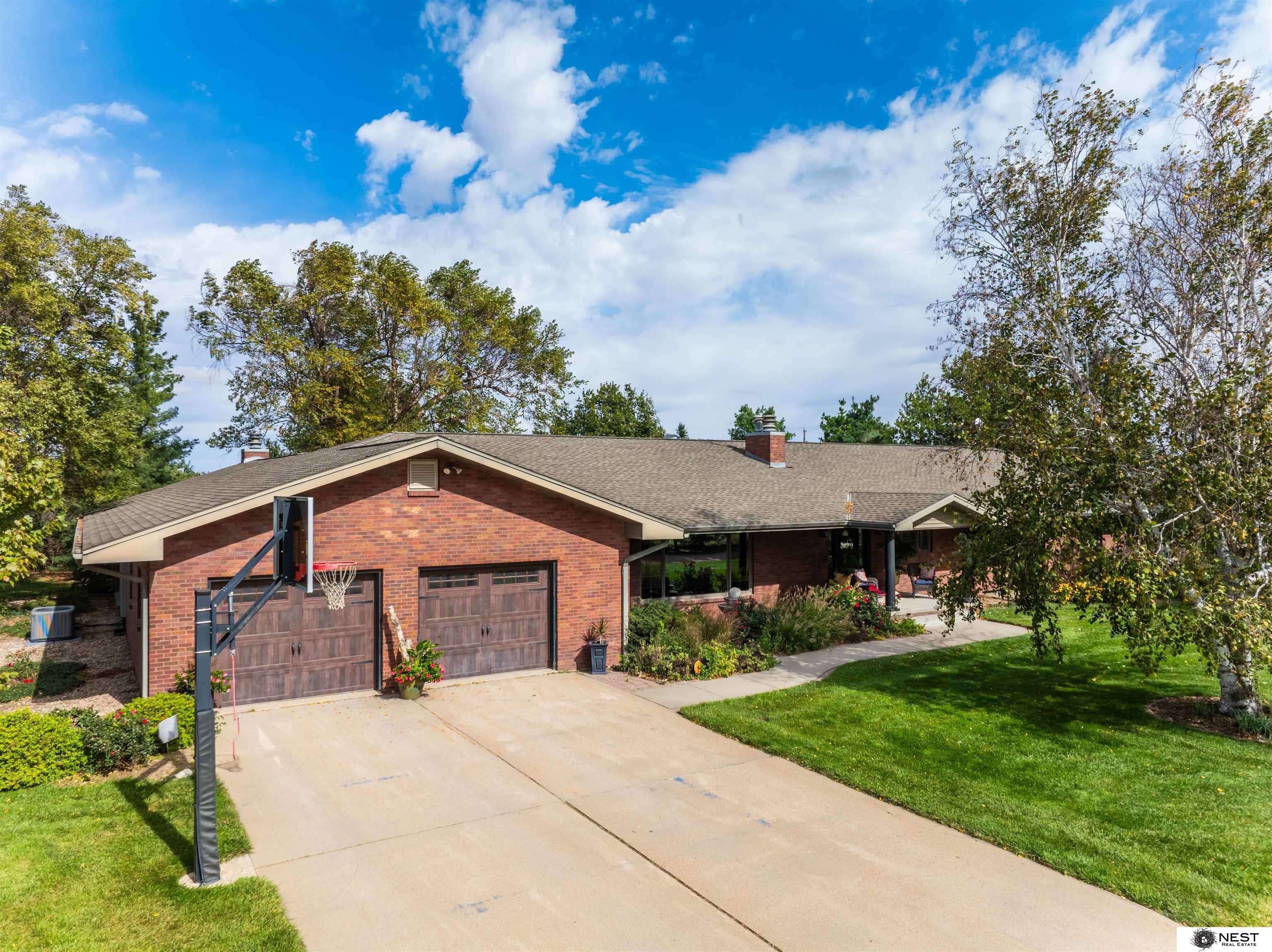 1419 Road N, York, NE, 68467