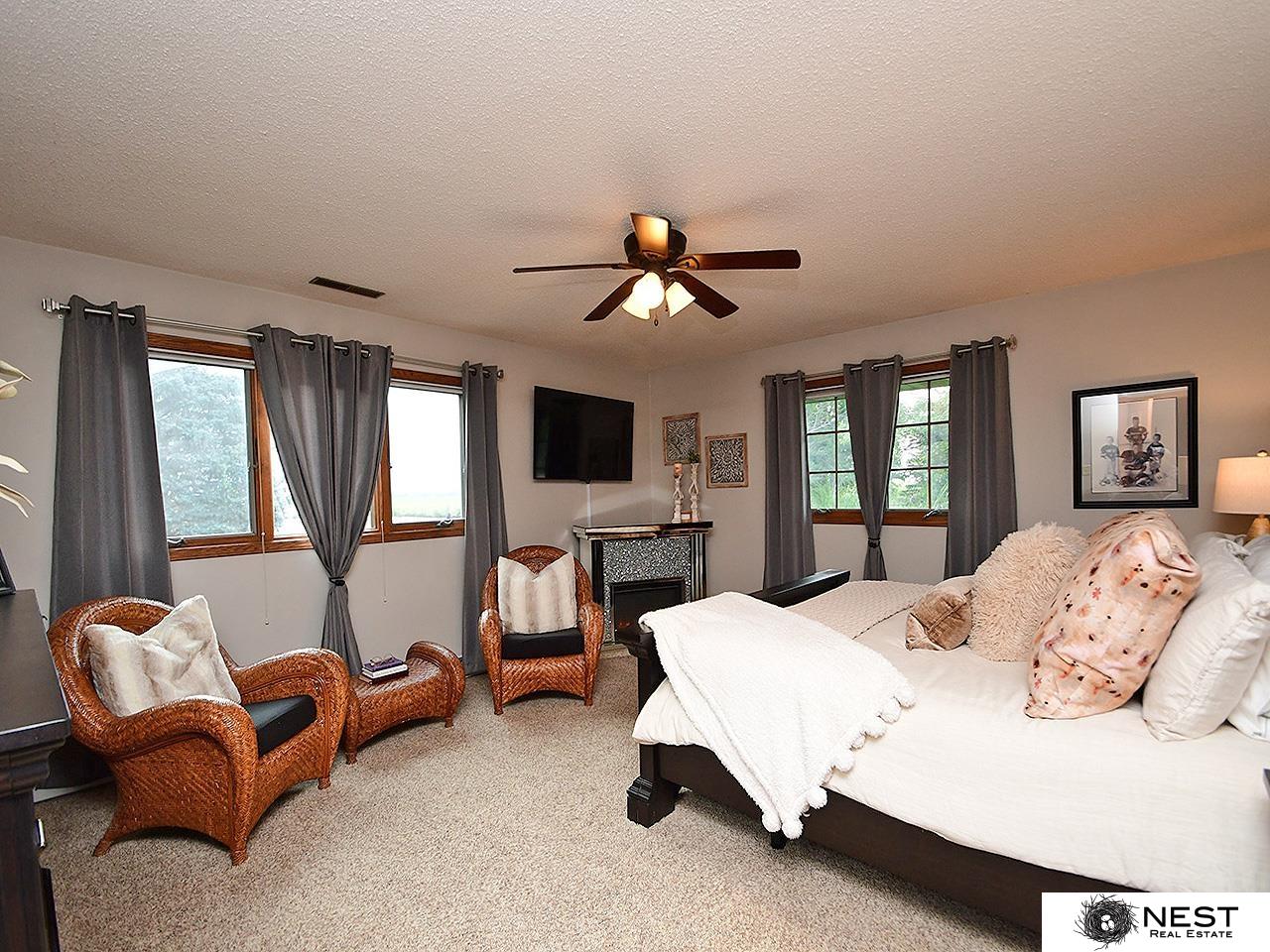 1419 Road N, York, NE, 68467