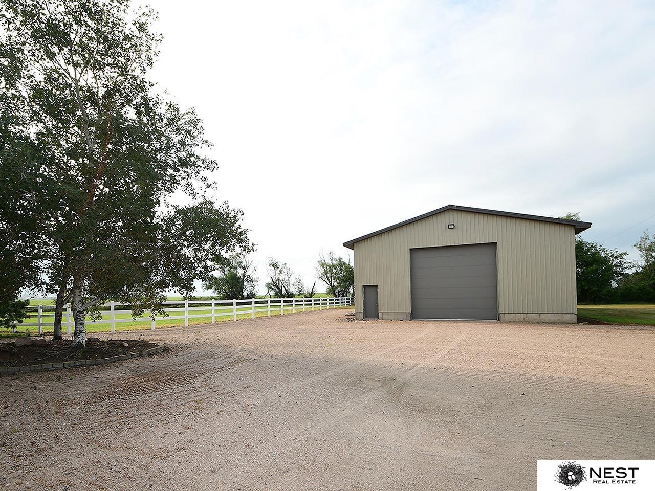 1419 Road N, York, NE, 68467