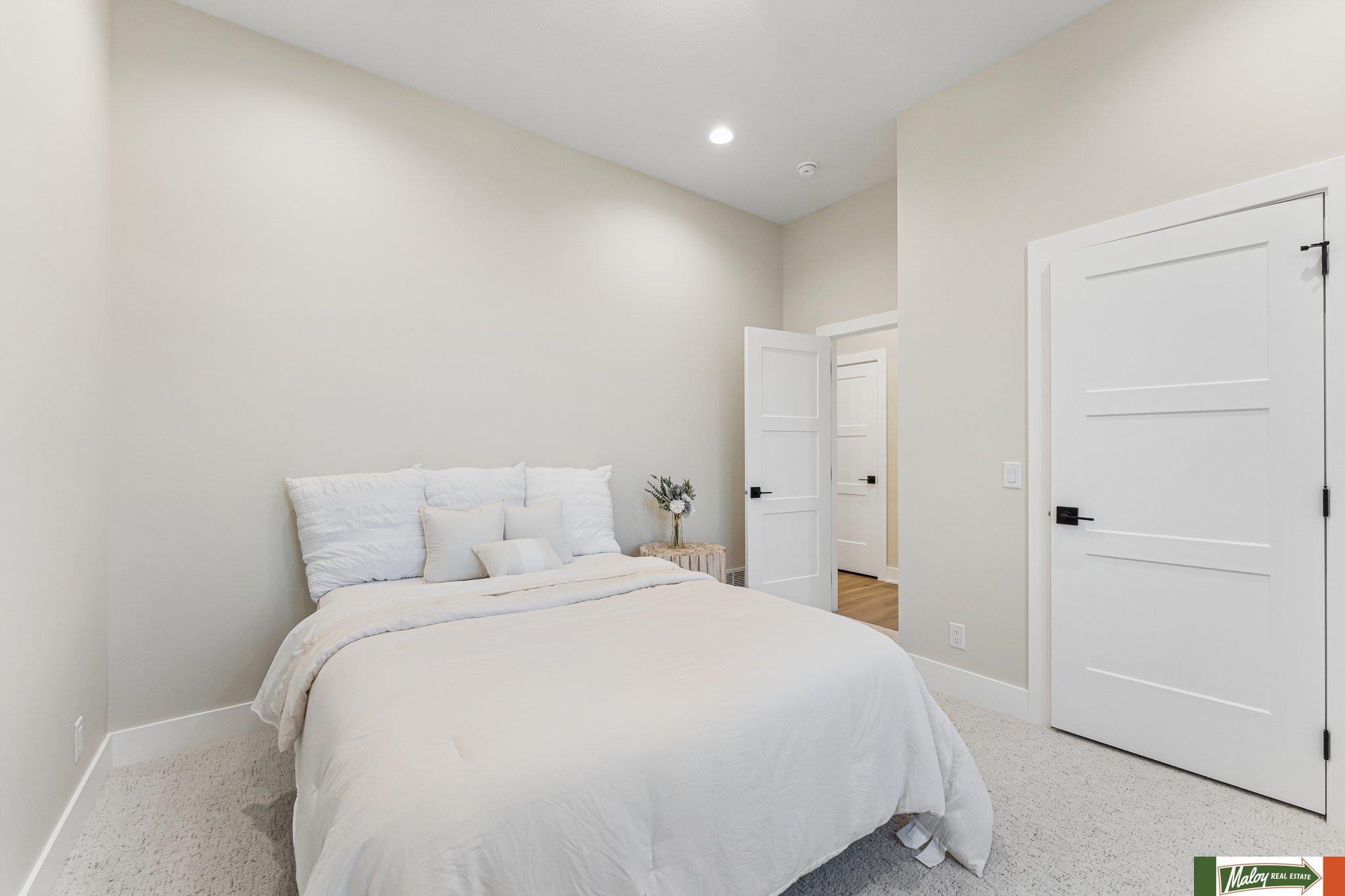 20123 Zander Court, Omaha, NE, 68022