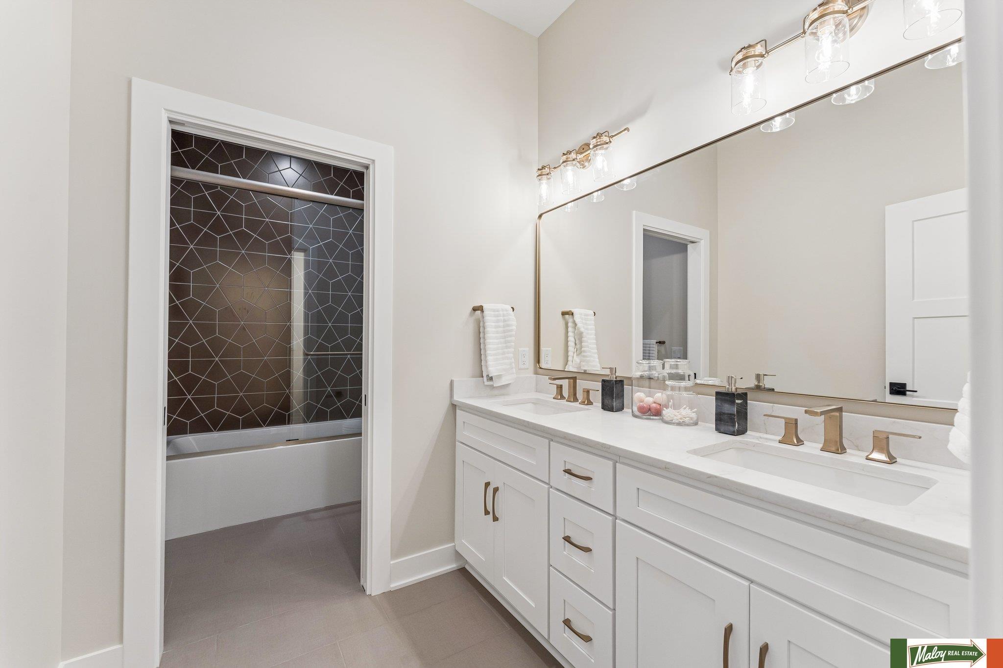 20123 Zander Court, Omaha, NE, 68022