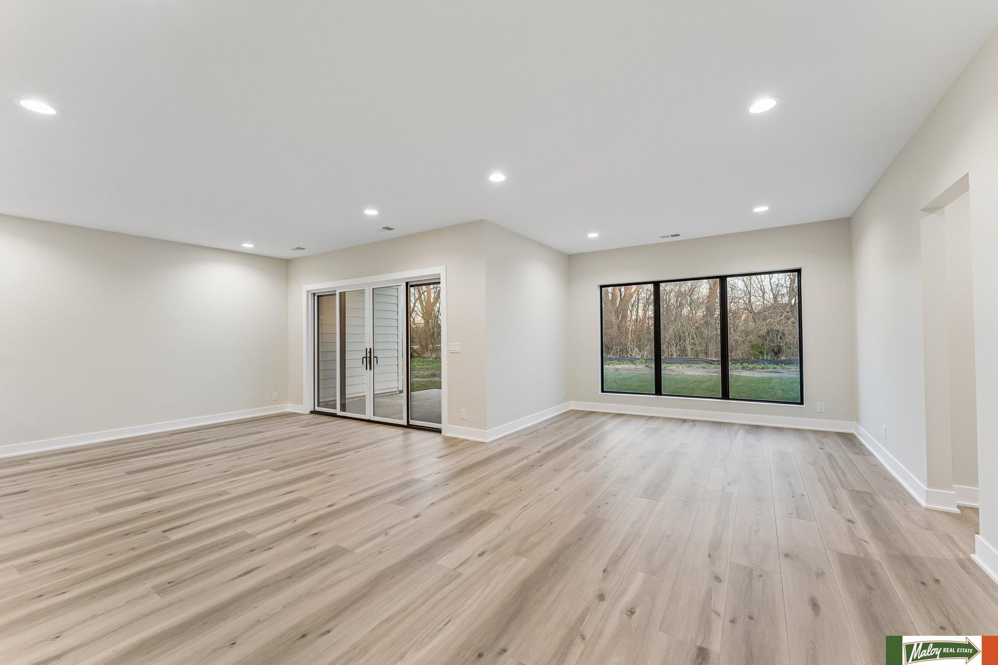 20123 Zander Court, Omaha, NE, 68022