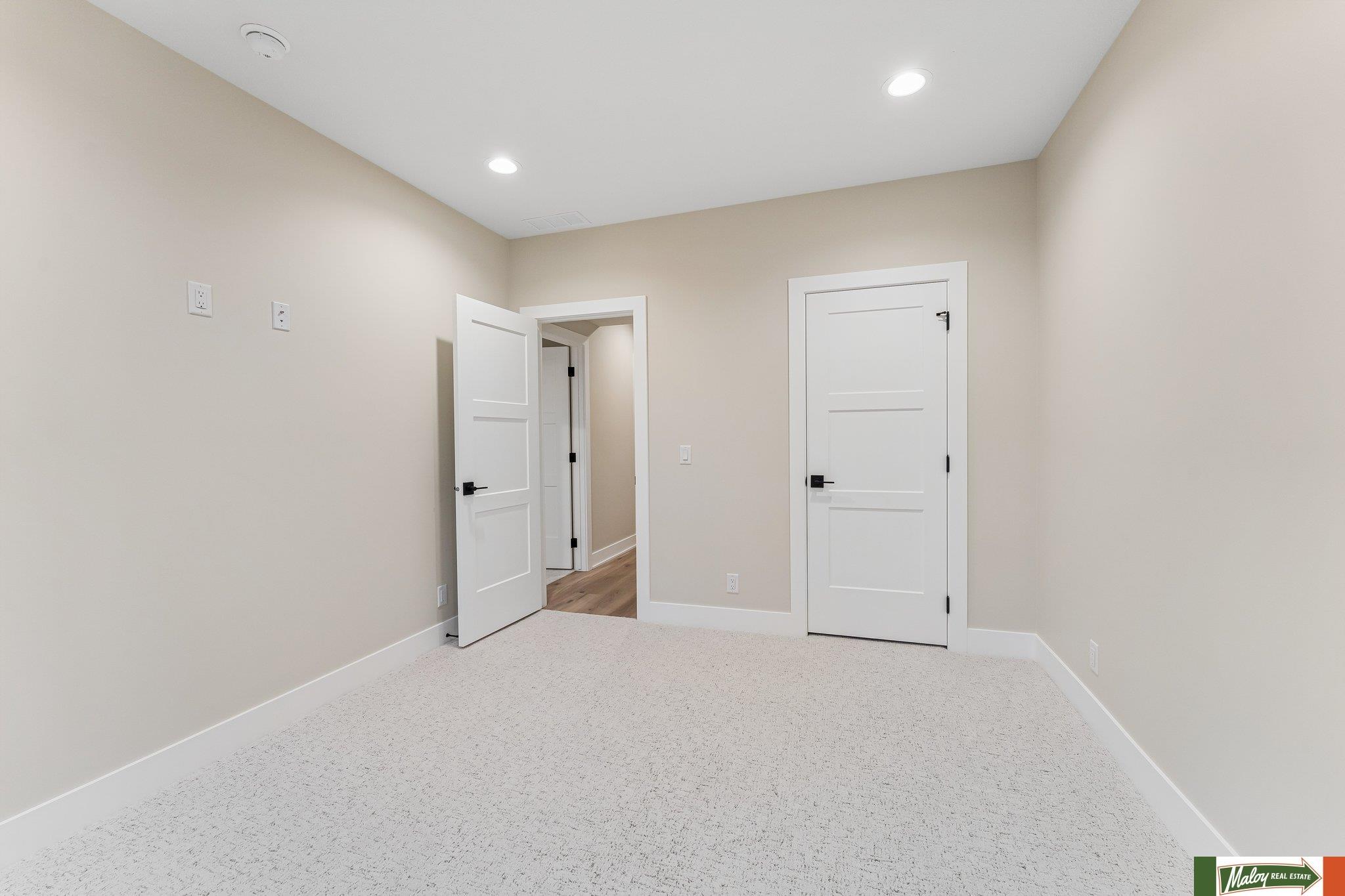 20123 Zander Court, Omaha, NE, 68022