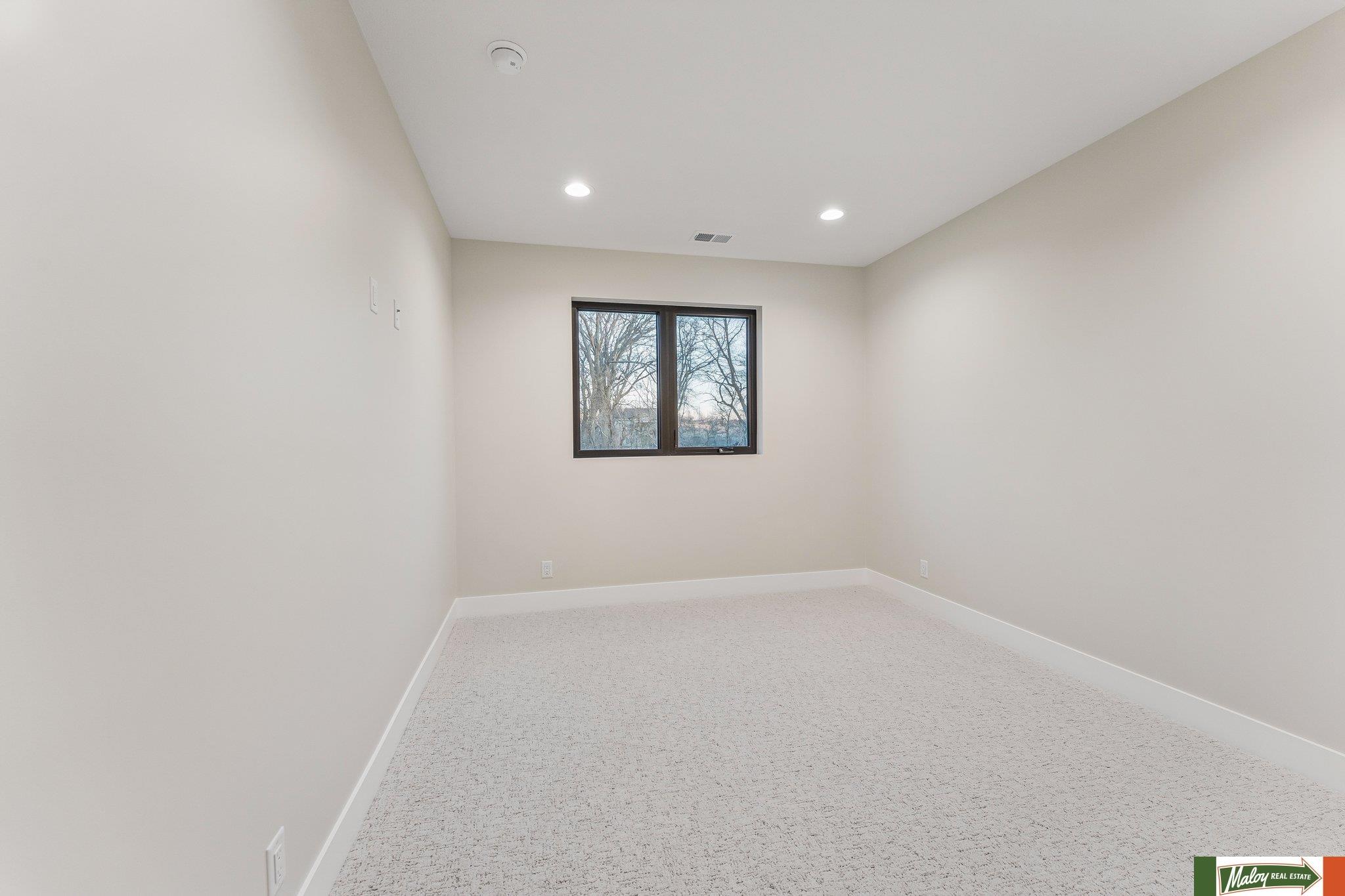 20123 Zander Court, Omaha, NE, 68022