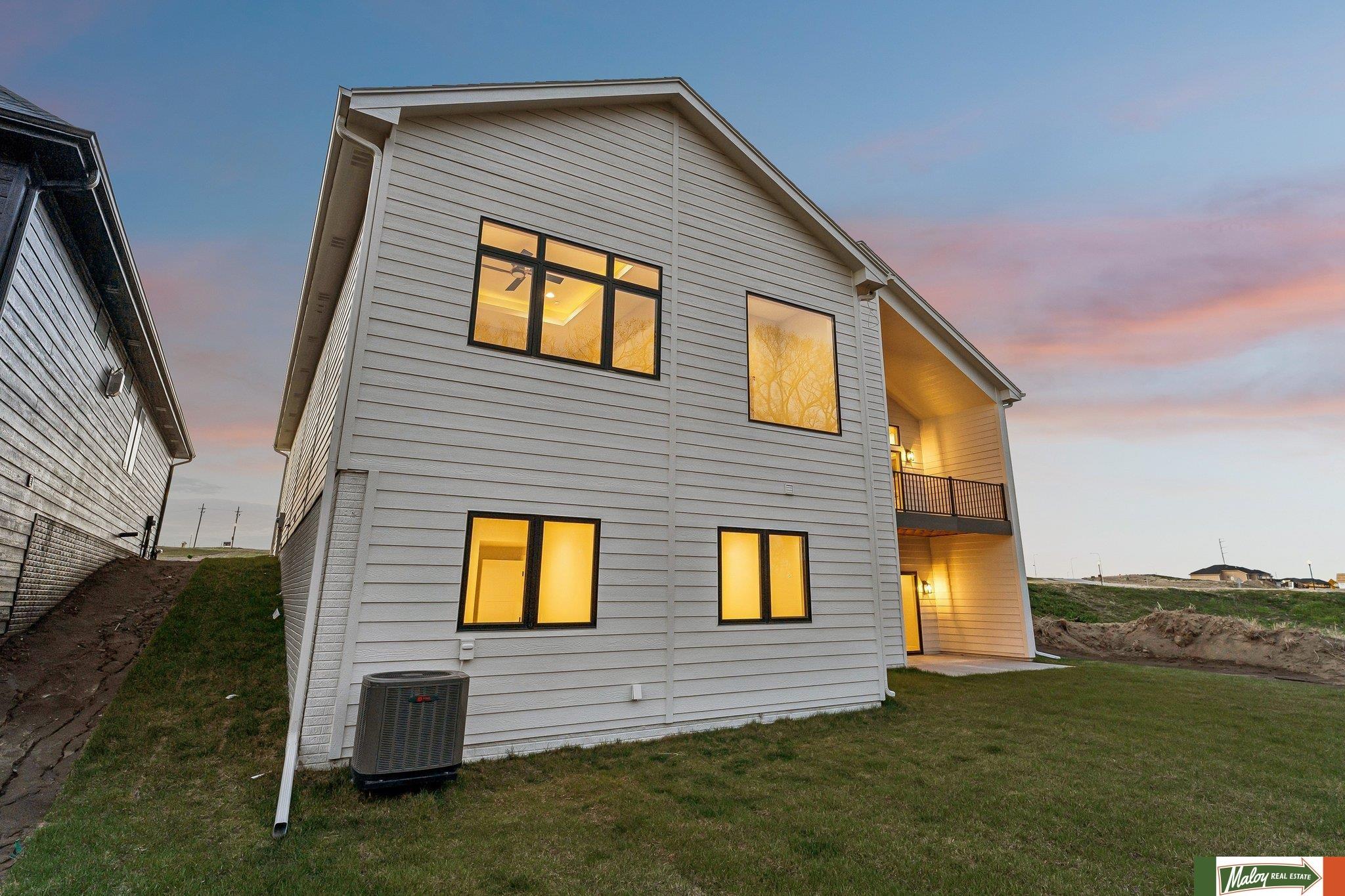 20123 Zander Court, Omaha, NE, 68022