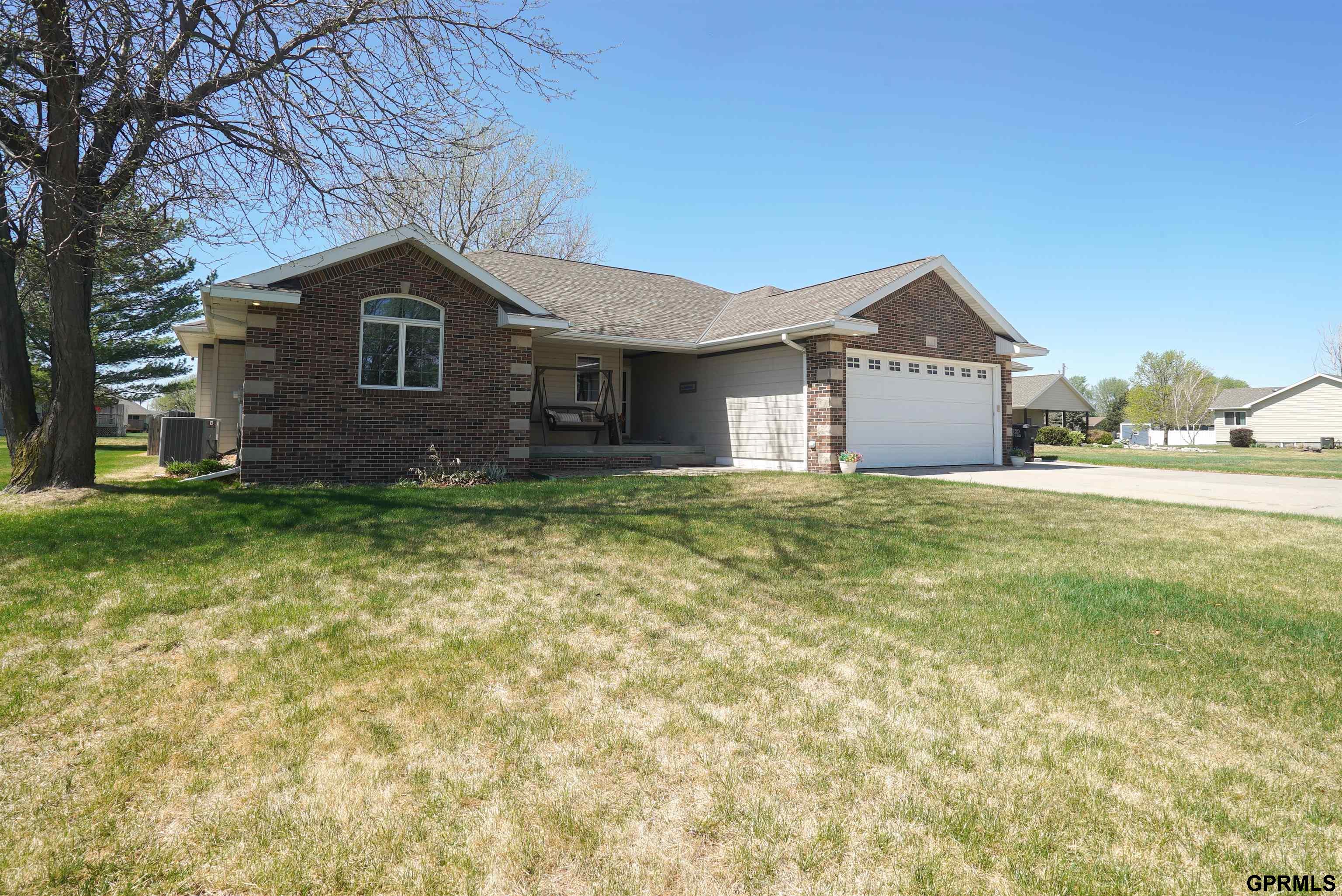 Photo of 814 Lincoln Avenue Shelton NE 68876