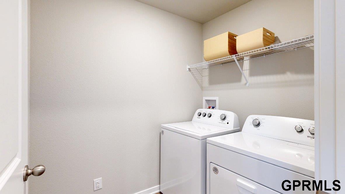 18476 Aurora Street, Omaha, NE, 68136