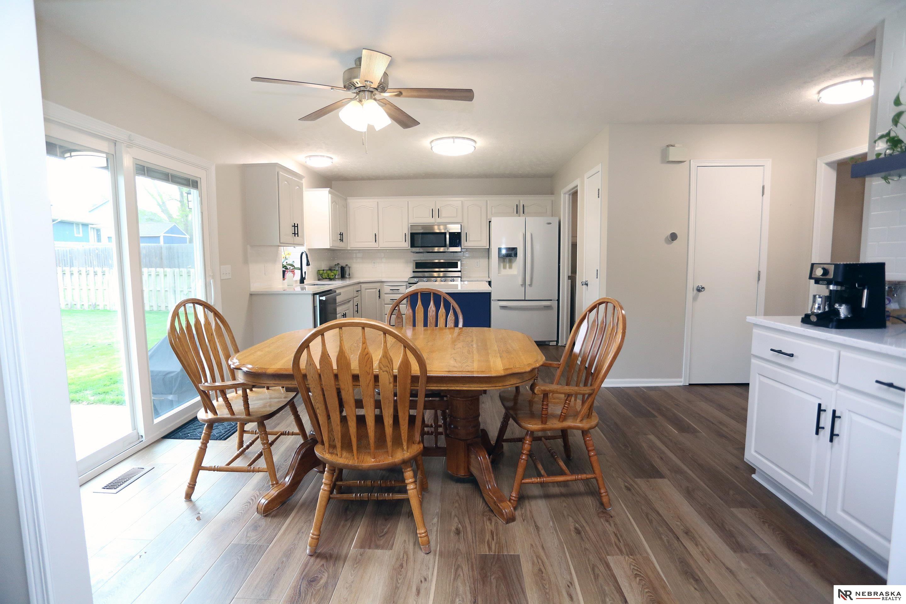 2104 John Street, Papillion, NE, 68133