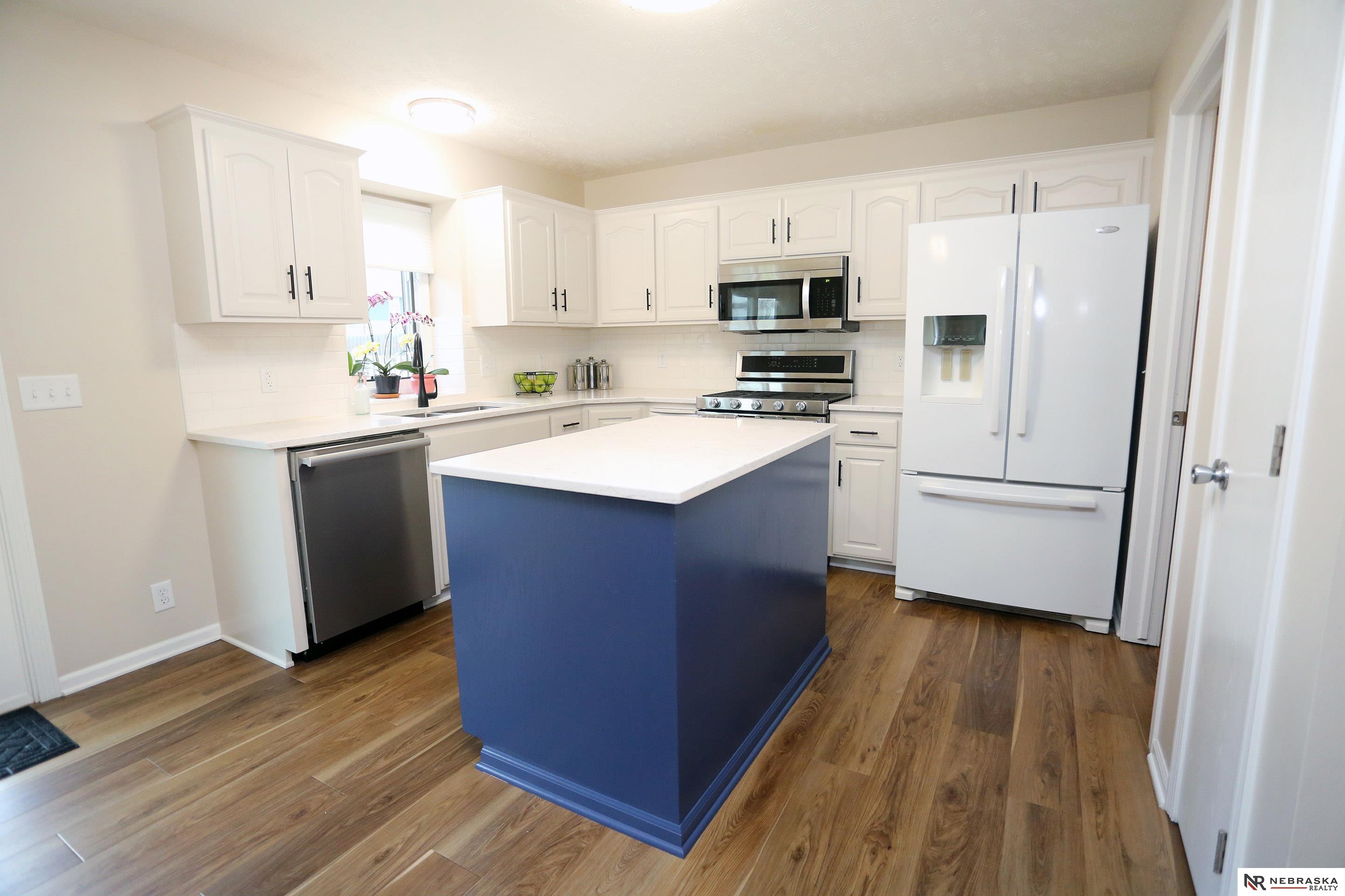 2104 John Street, Papillion, NE, 68133