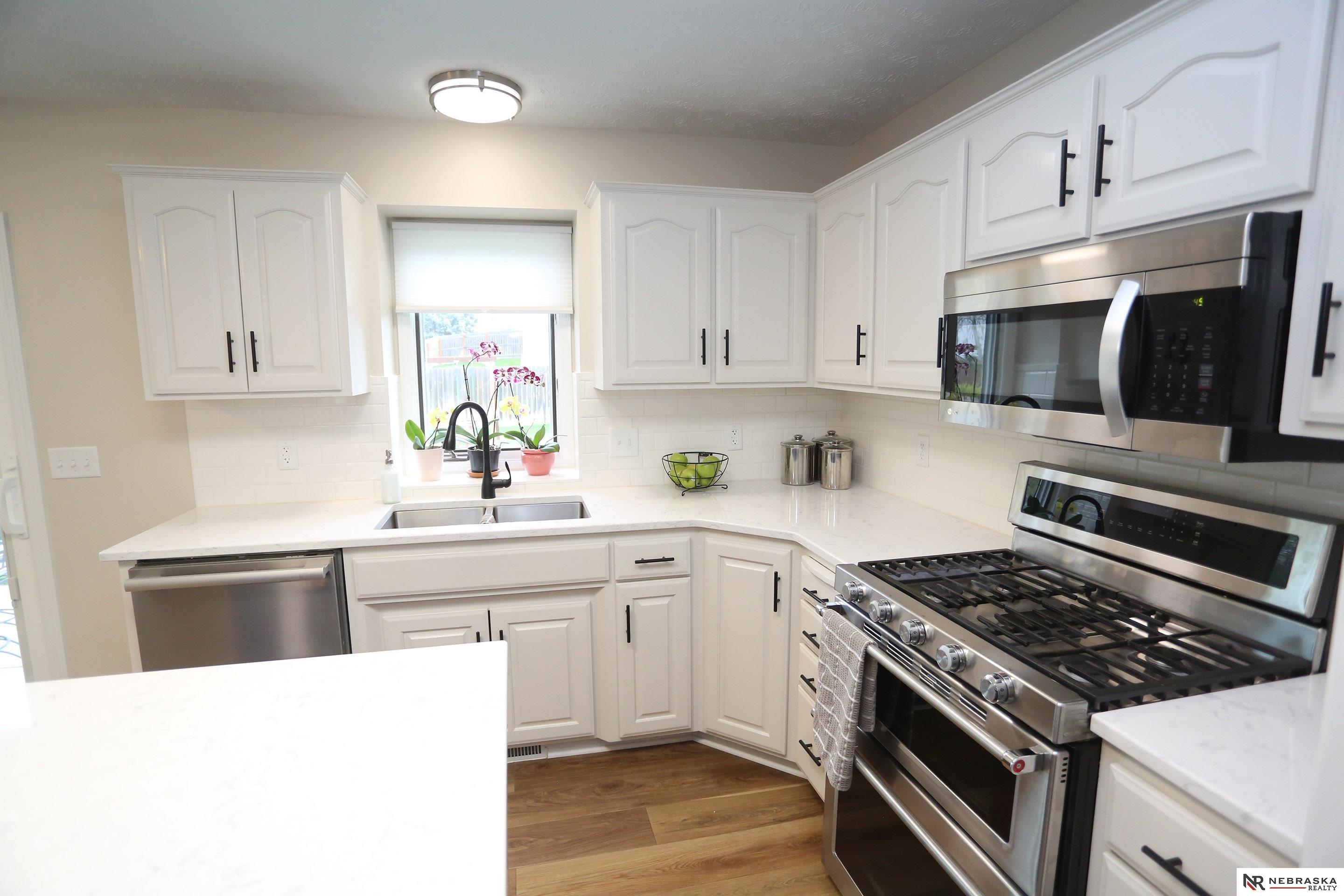 2104 John Street, Papillion, NE, 68133