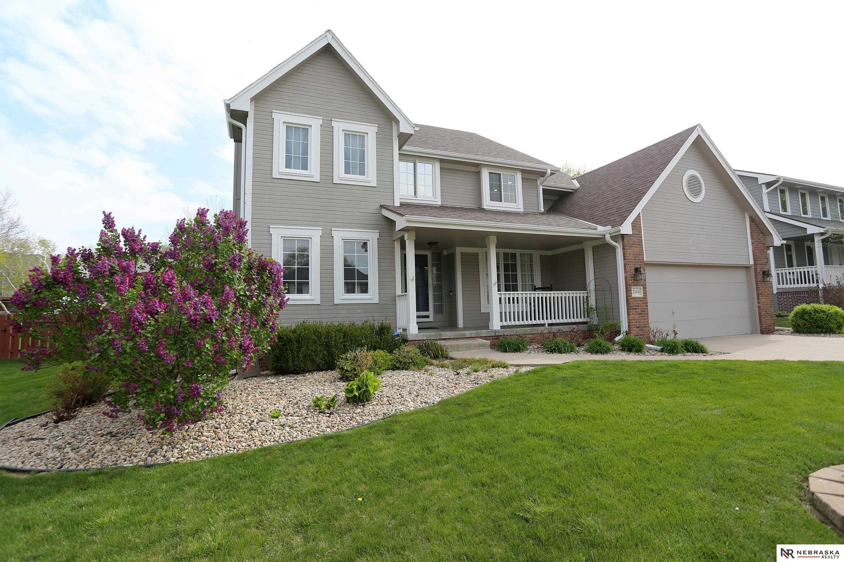 2104 John Street, Papillion, NE, 68133