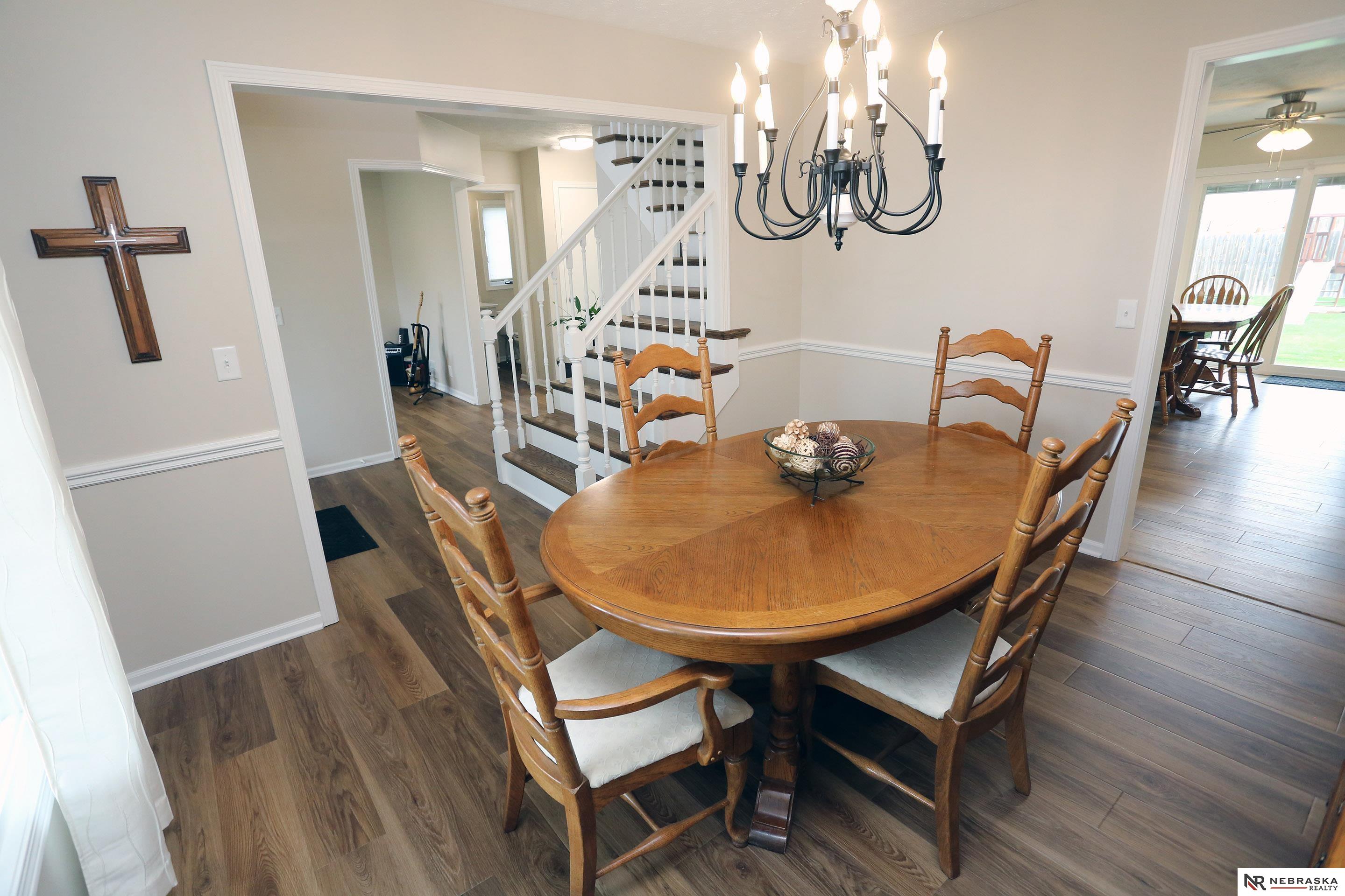 2104 John Street, Papillion, NE, 68133