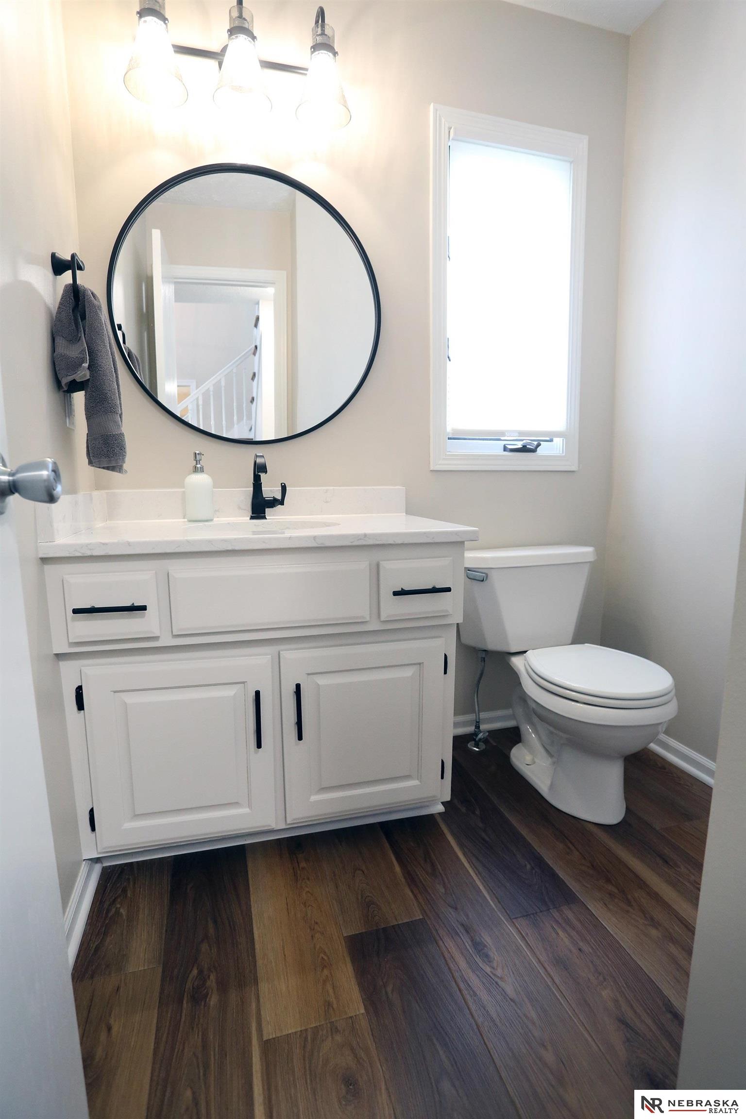 2104 John Street, Papillion, NE, 68133