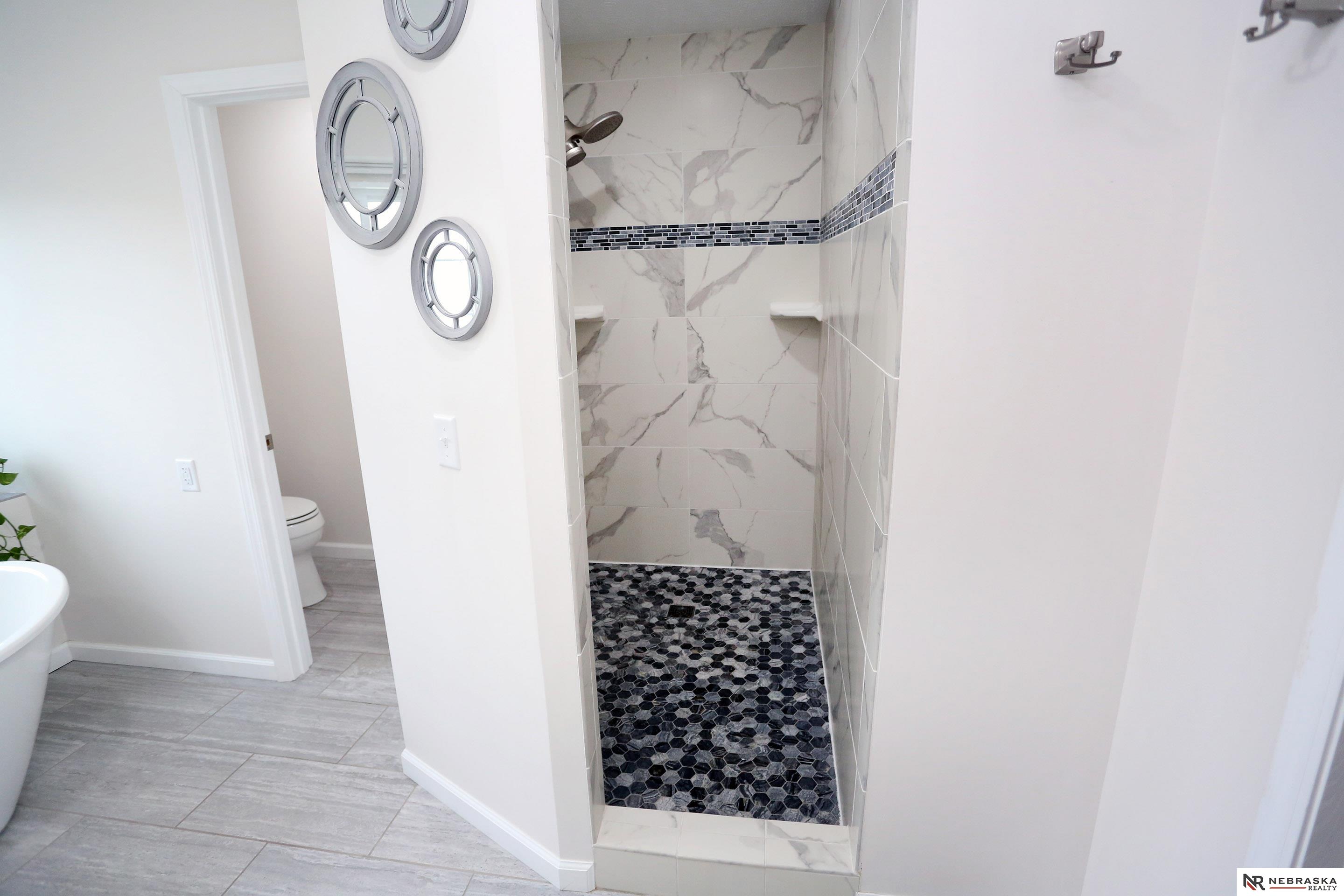 2104 John Street, Papillion, NE, 68133